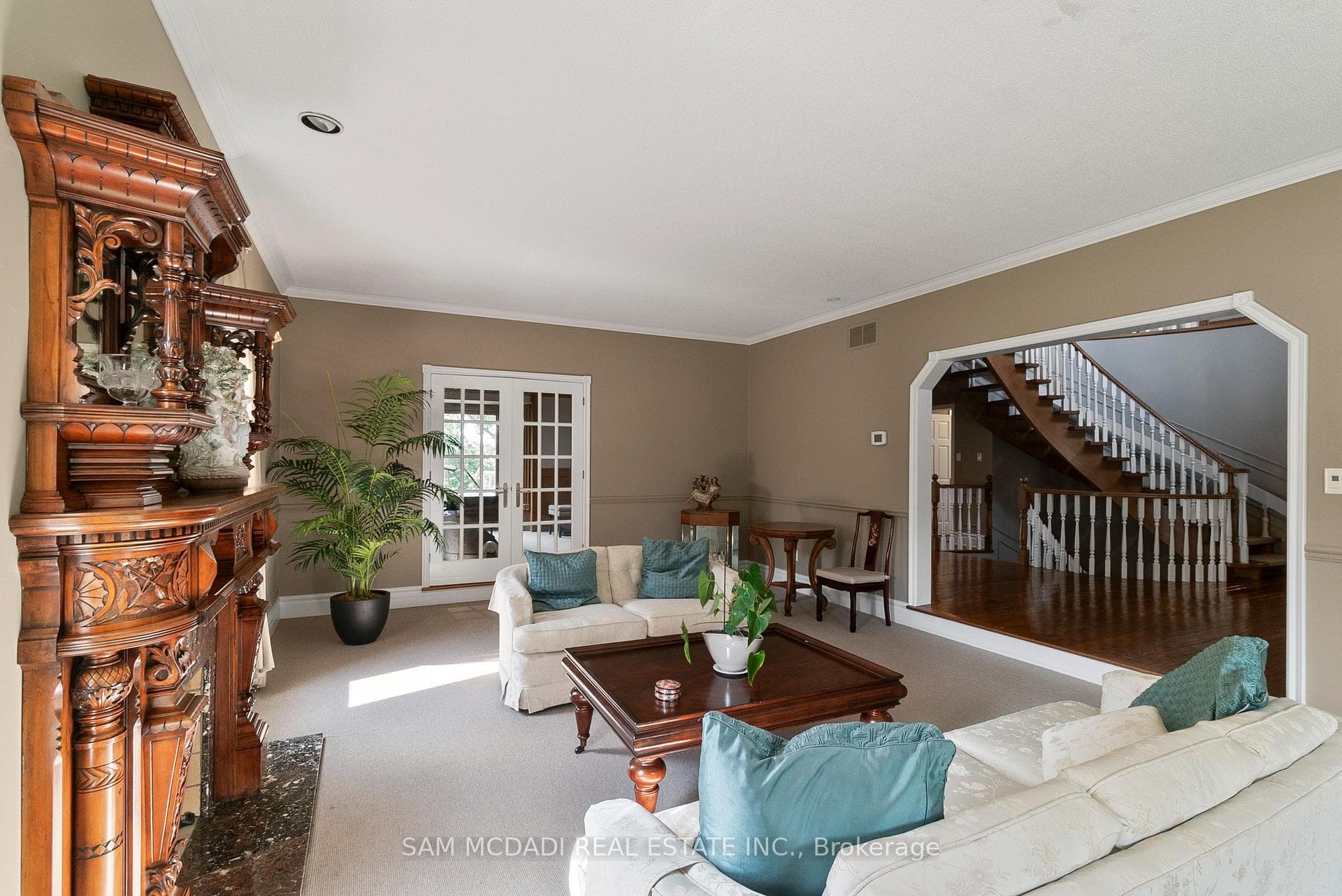2235 Shawanaga Trail - Detached photo 5 of 48 in Mississauga, Ontario