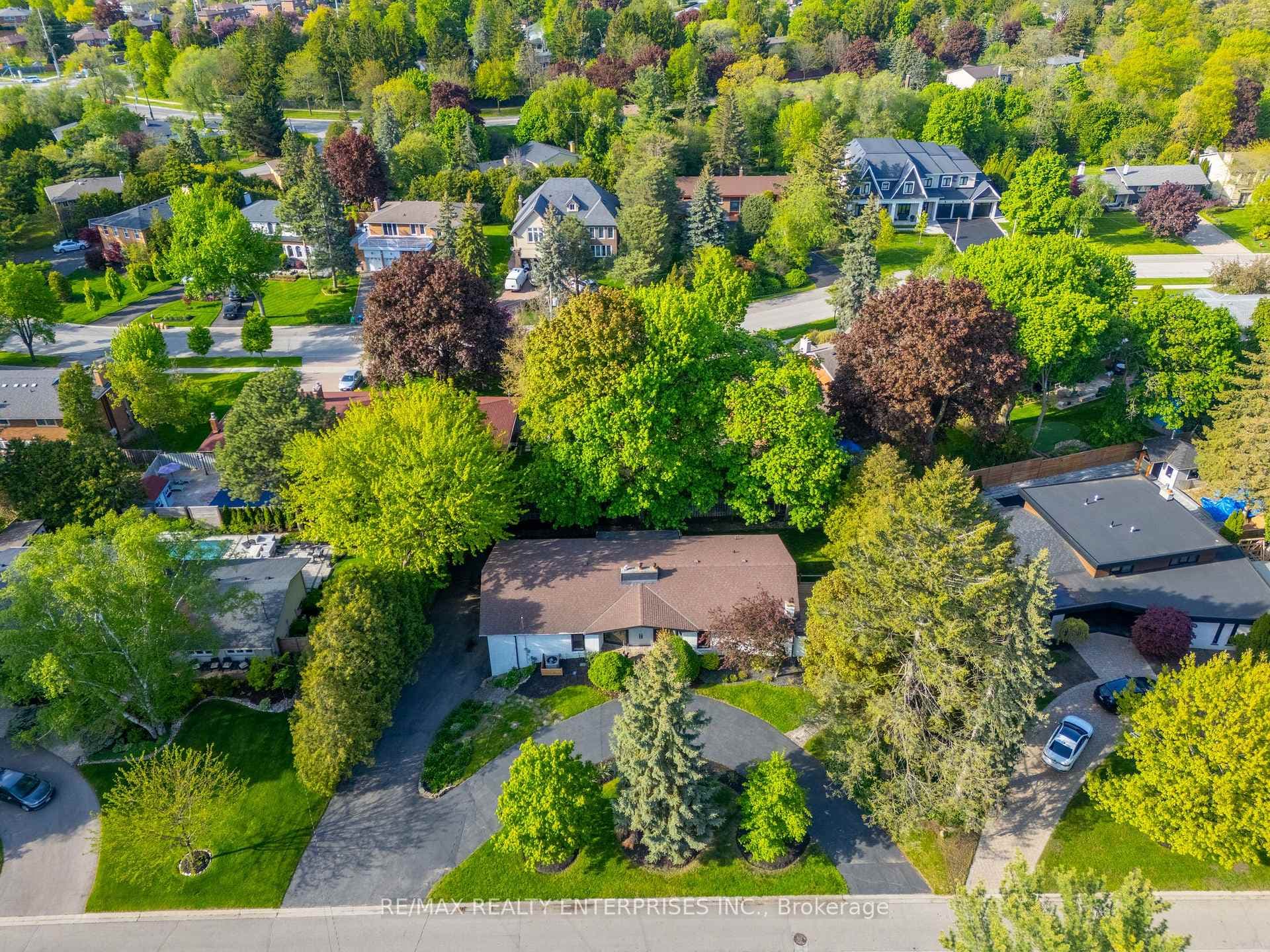 625 Sir Richards Road - Detached photo 1 of 41 in Mississauga, Ontario