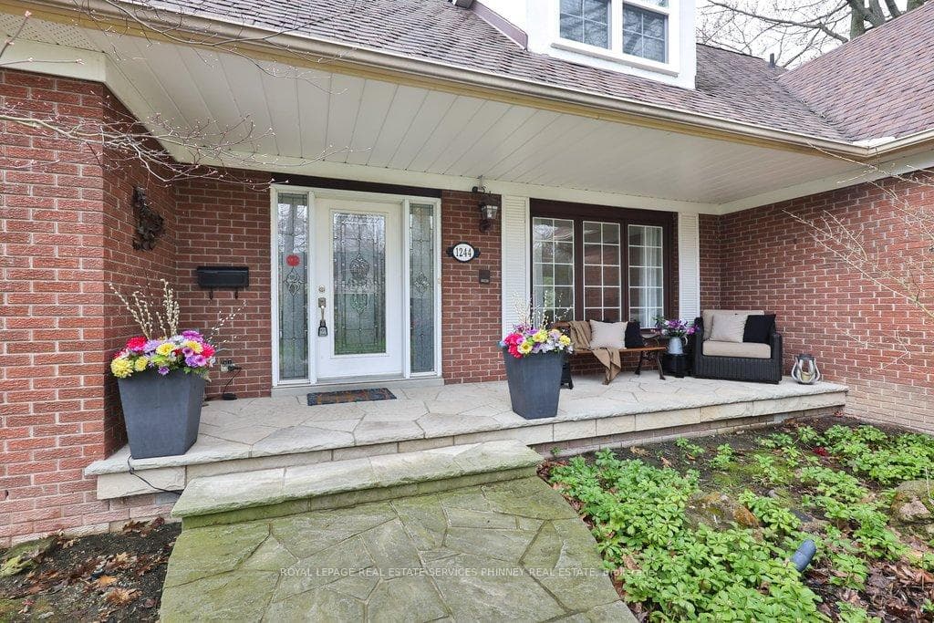 1244 Woodland Avenue - Detached photo 3 of 46 in Mississauga, Ontario