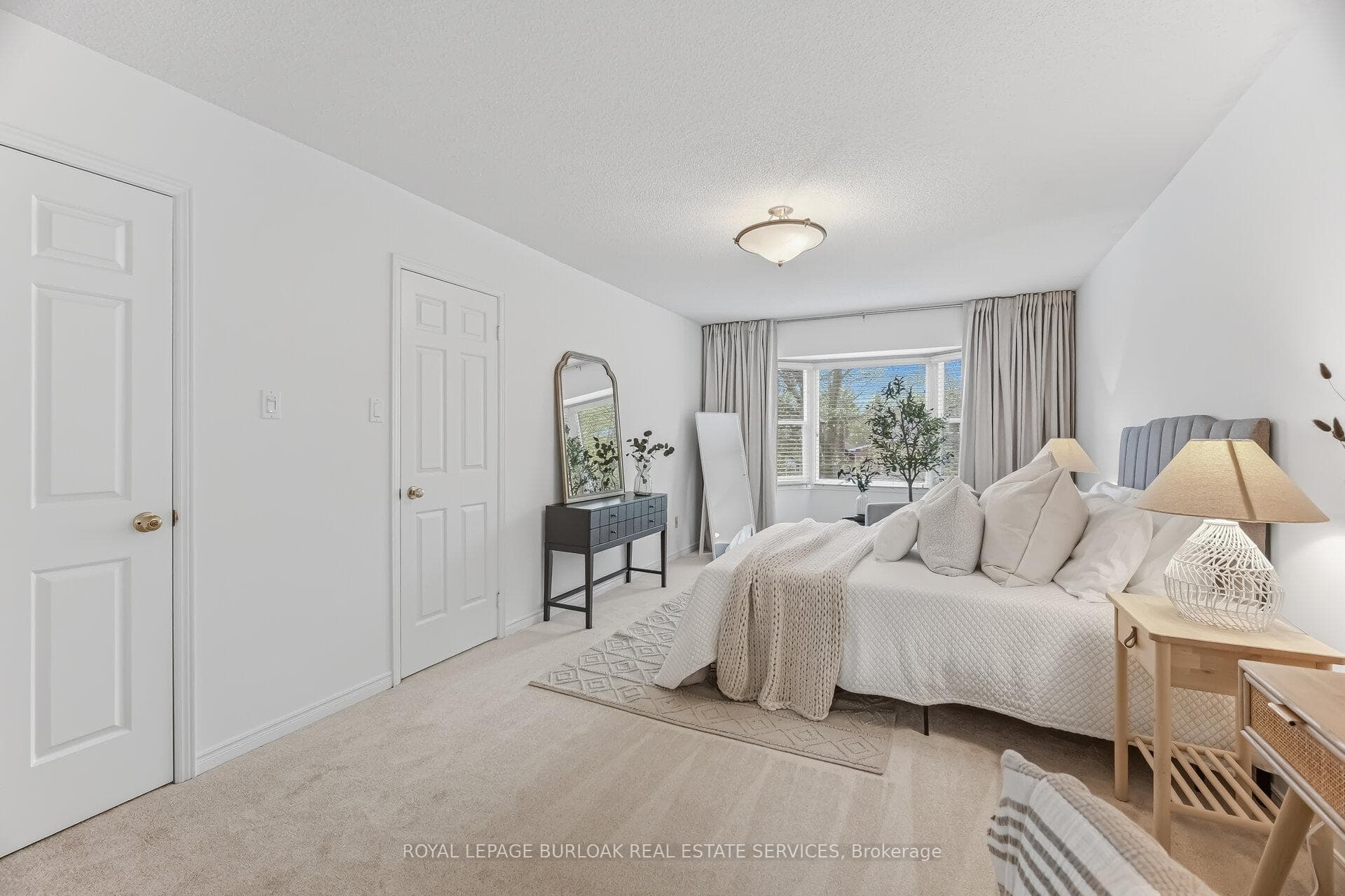 1004 Roxborough Drive - Detached photo 25 of 50 in Oakville, Ontario