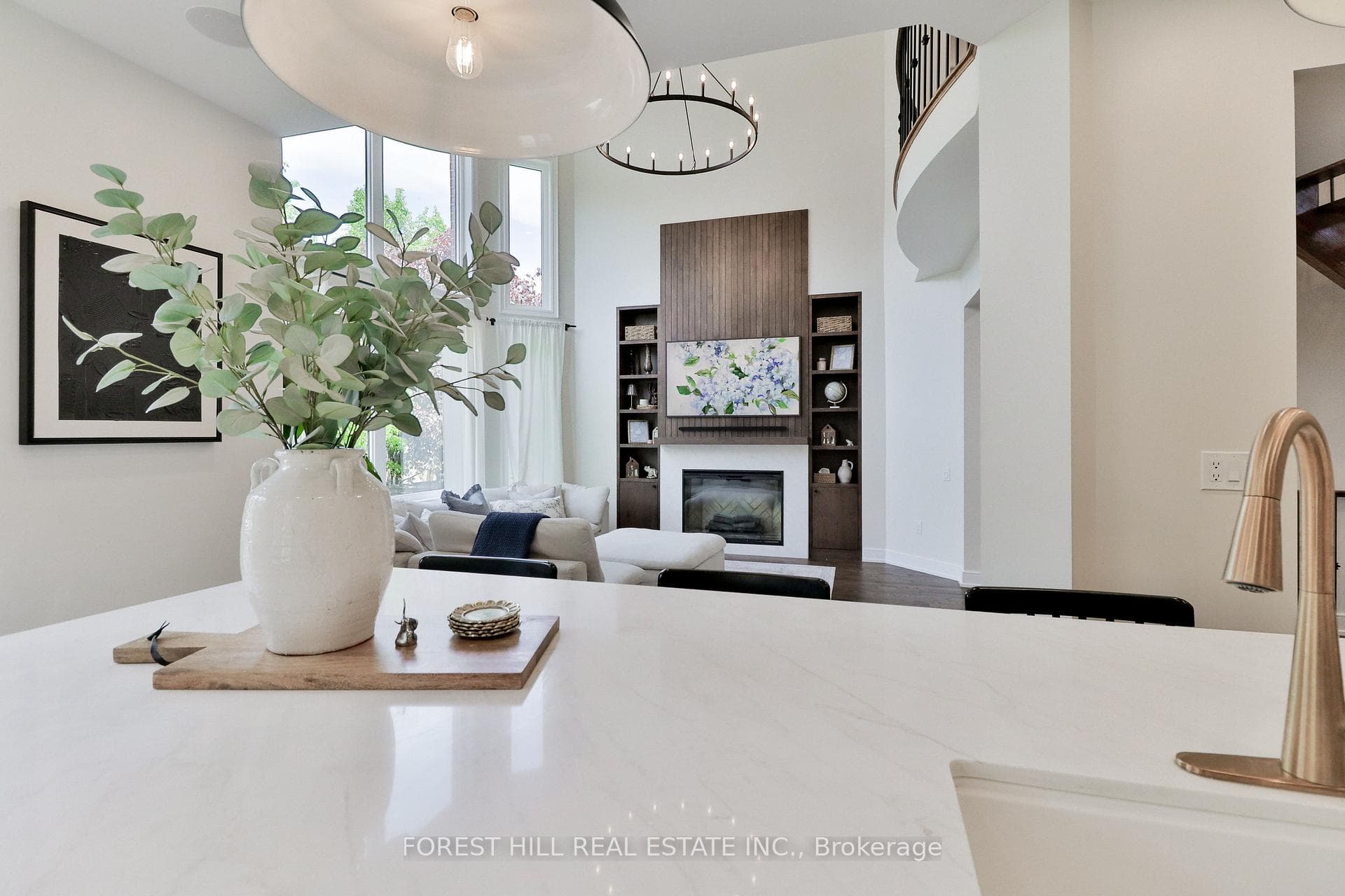 327 Turning Leaf Road - Detached photo 17 of 43 in Oakville, Ontario