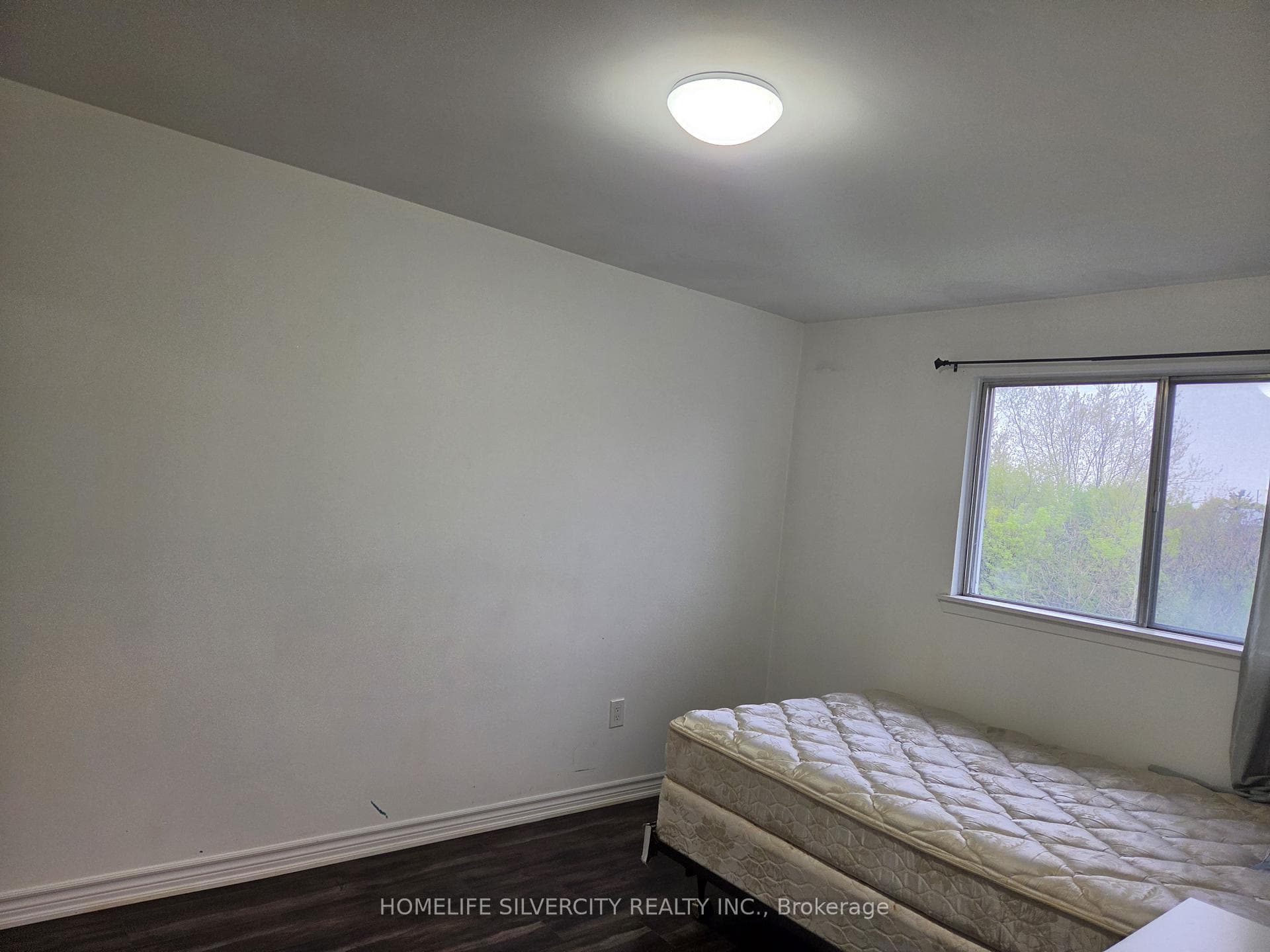 7582 Discus Crescent - Semi-Detached photo 6 of 23 in Mississauga, Ontario