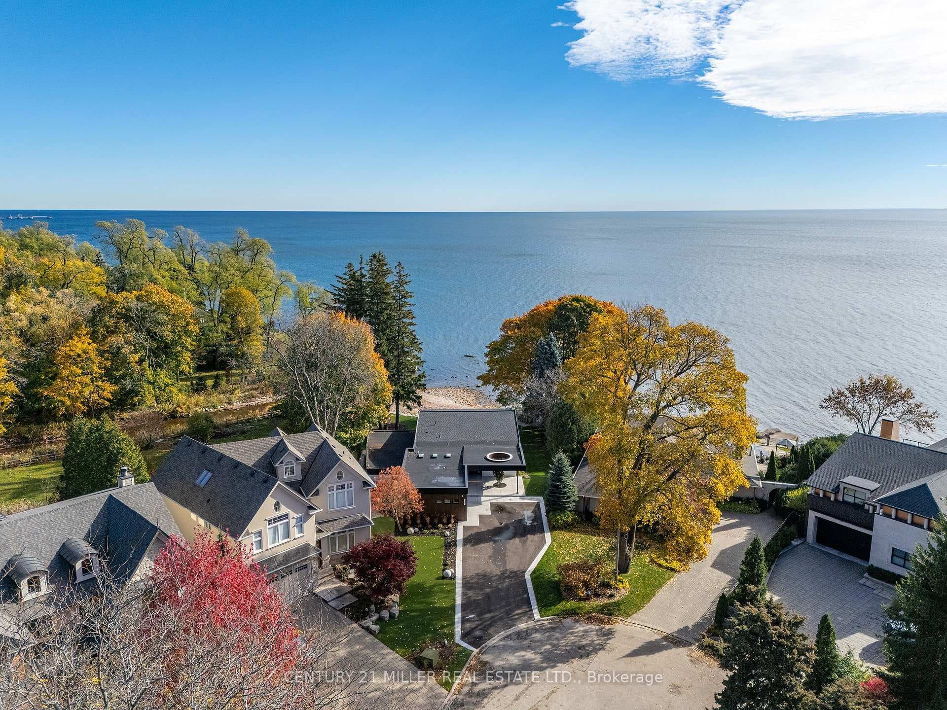121 Edgecliffe Place - Detached photo 46 of 46 in Burlington, Ontario