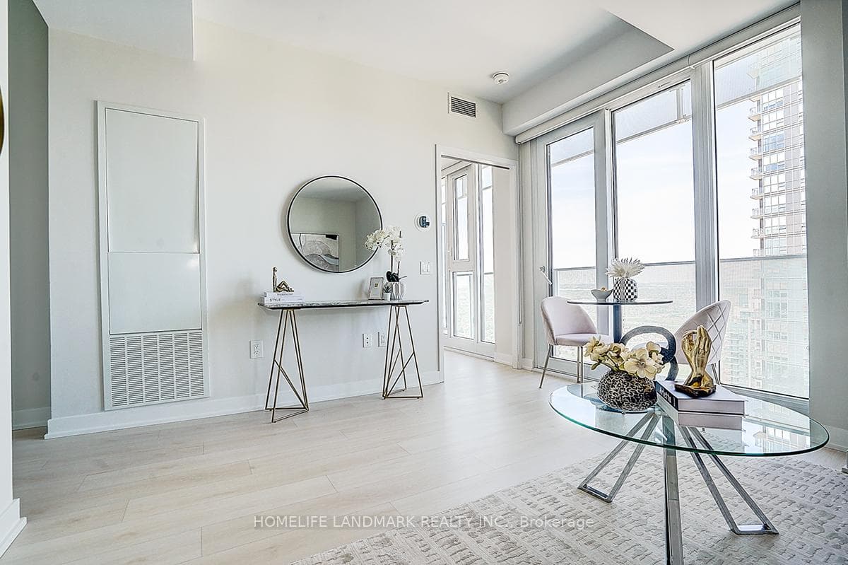 3900 Confederation Parkway Unit 3710 - Condo photo 16 of 50 in Mississauga, Ontario