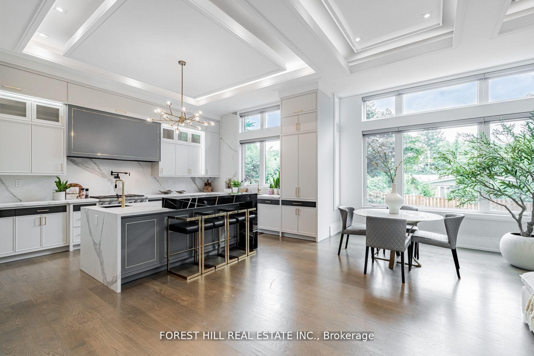 49 Ravenscroft Circle - Detached photo 12 of 38 in Hillcrest Village / Bayview Village, Ontario