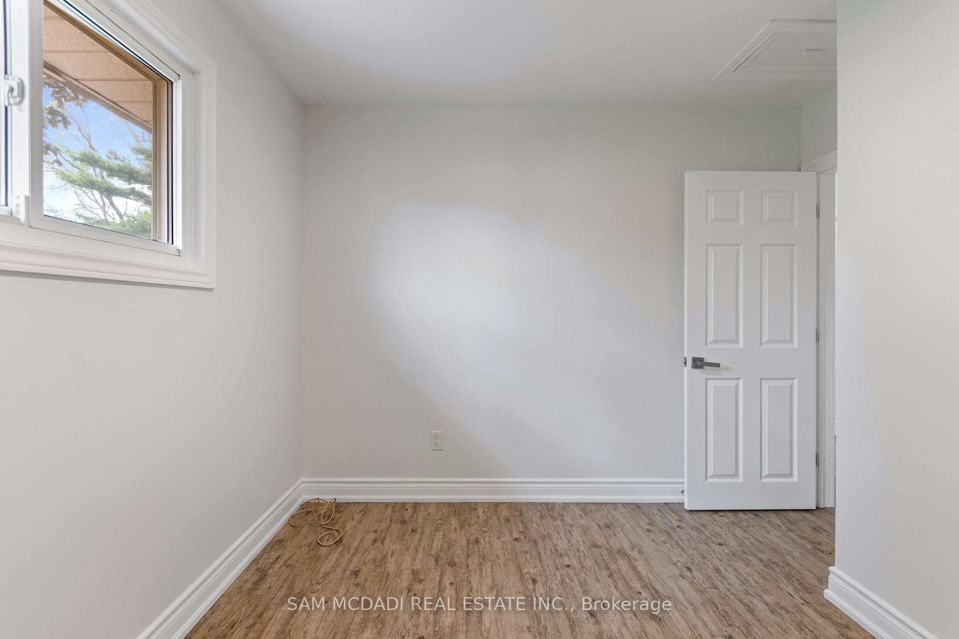 1250 Dunbar Road - Detached photo 24 of 41 in Burlington, Ontario
