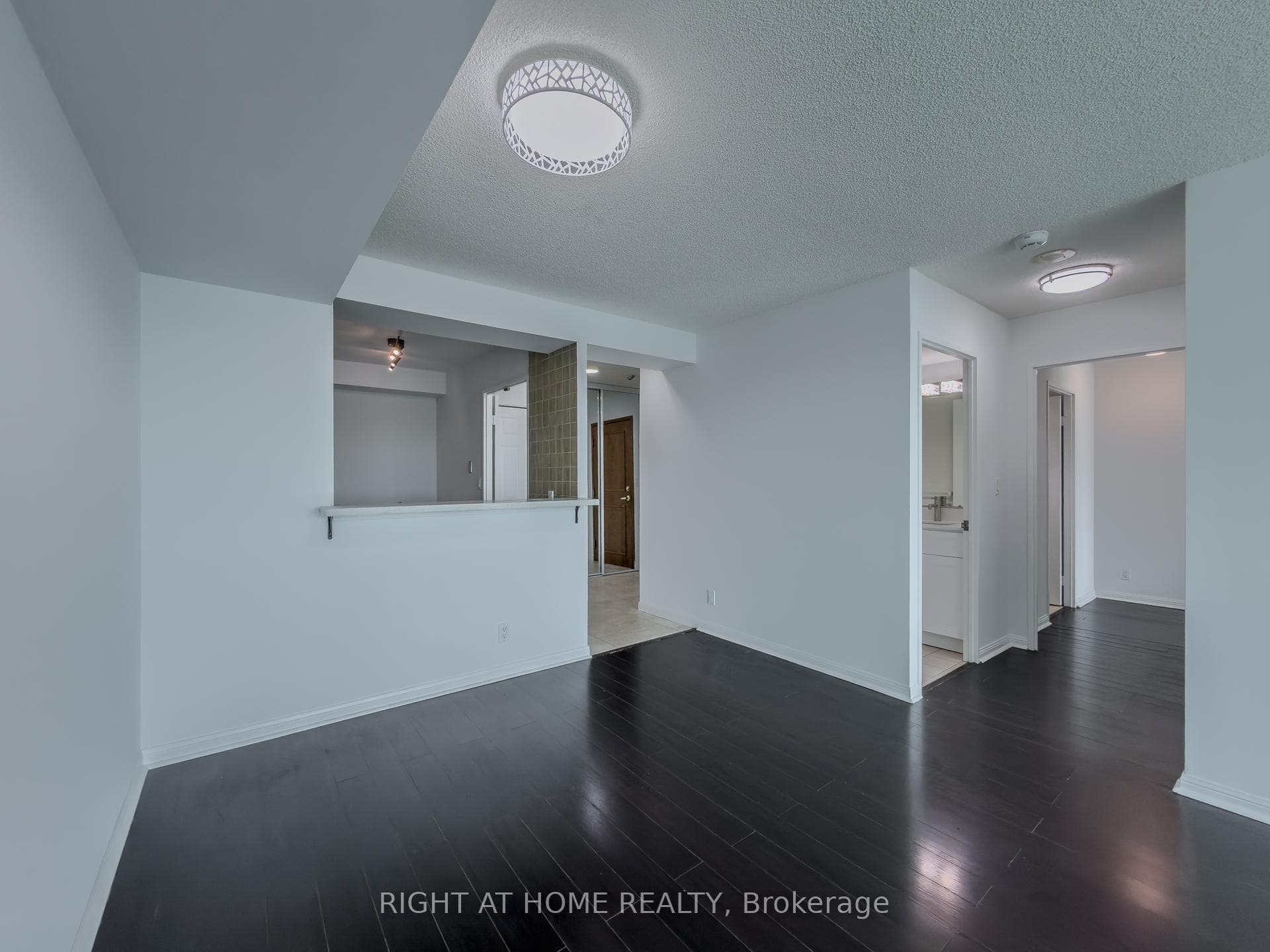 8 Lee Centre Drive Unit 1008 - Condo photo 14 of 33 in Scarborough (West Hill / Highland Creek), Ontario