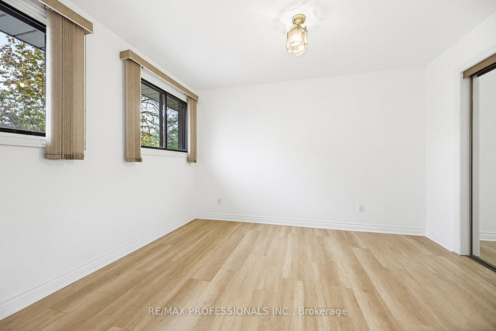 26 Neilor Crescent - Detached photo 35 of 50 in Etobicoke (Islington / Rexdale), Ontario