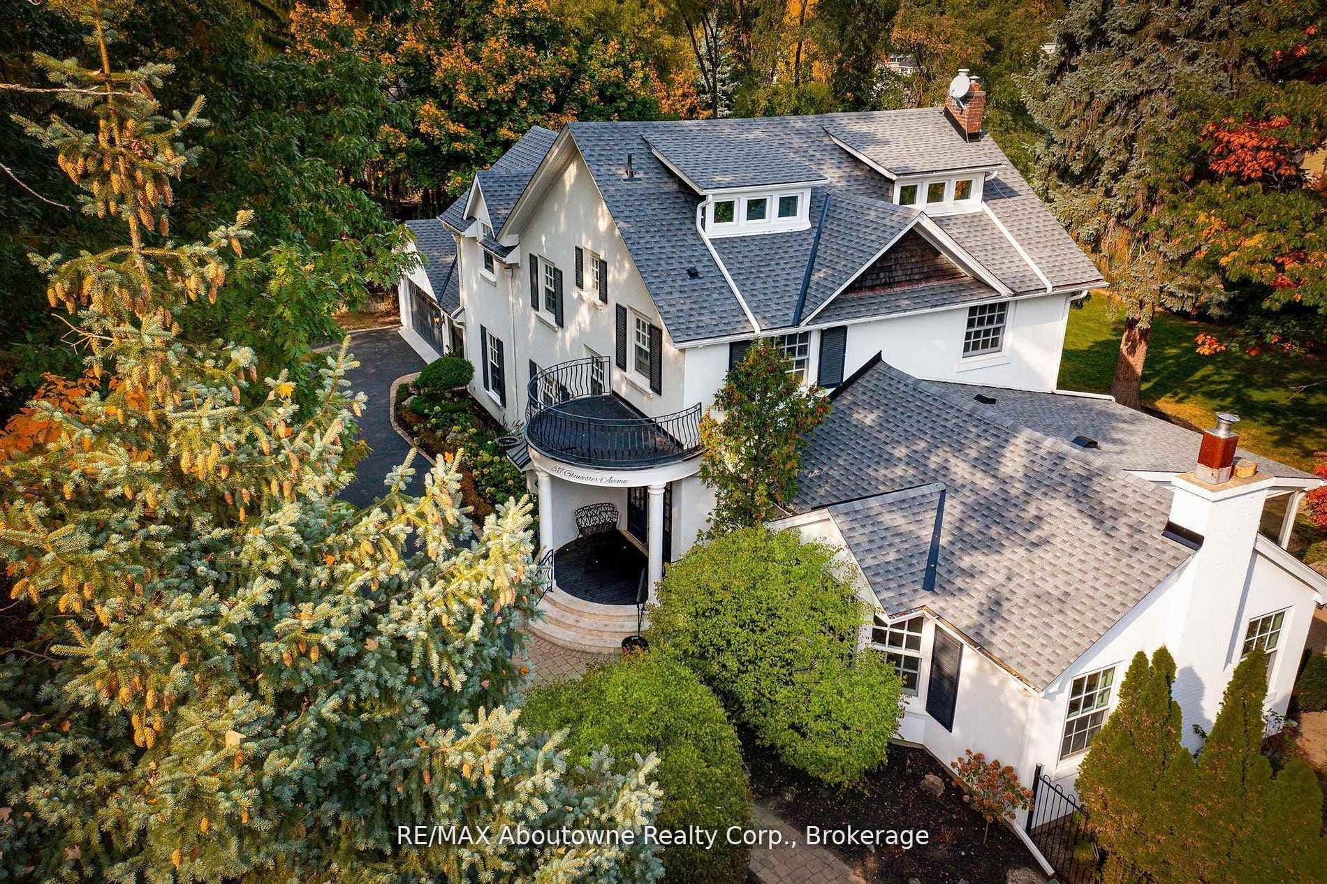 317 Gloucester Avenue - Detached photo 4 of 39 in Oakville, Ontario