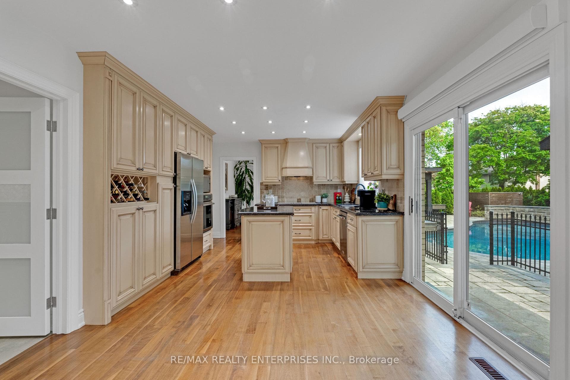 2068 Tenoga Drive - Detached photo 9 of 47 in Mississauga, Ontario