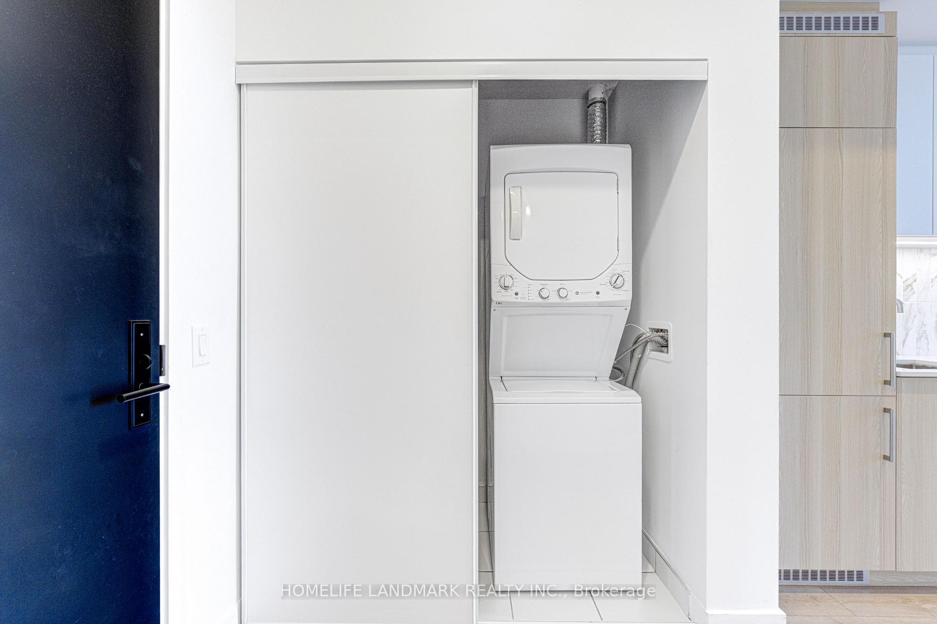 500 Dupont Street Unit 310 - Condo photo 18 of 29 in Annex / Yorkville / Summerhill, Ontario