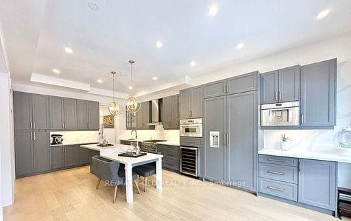 469 Threshing Mill Boulevard - Detached photo 19 of 45 in Oakville, Ontario