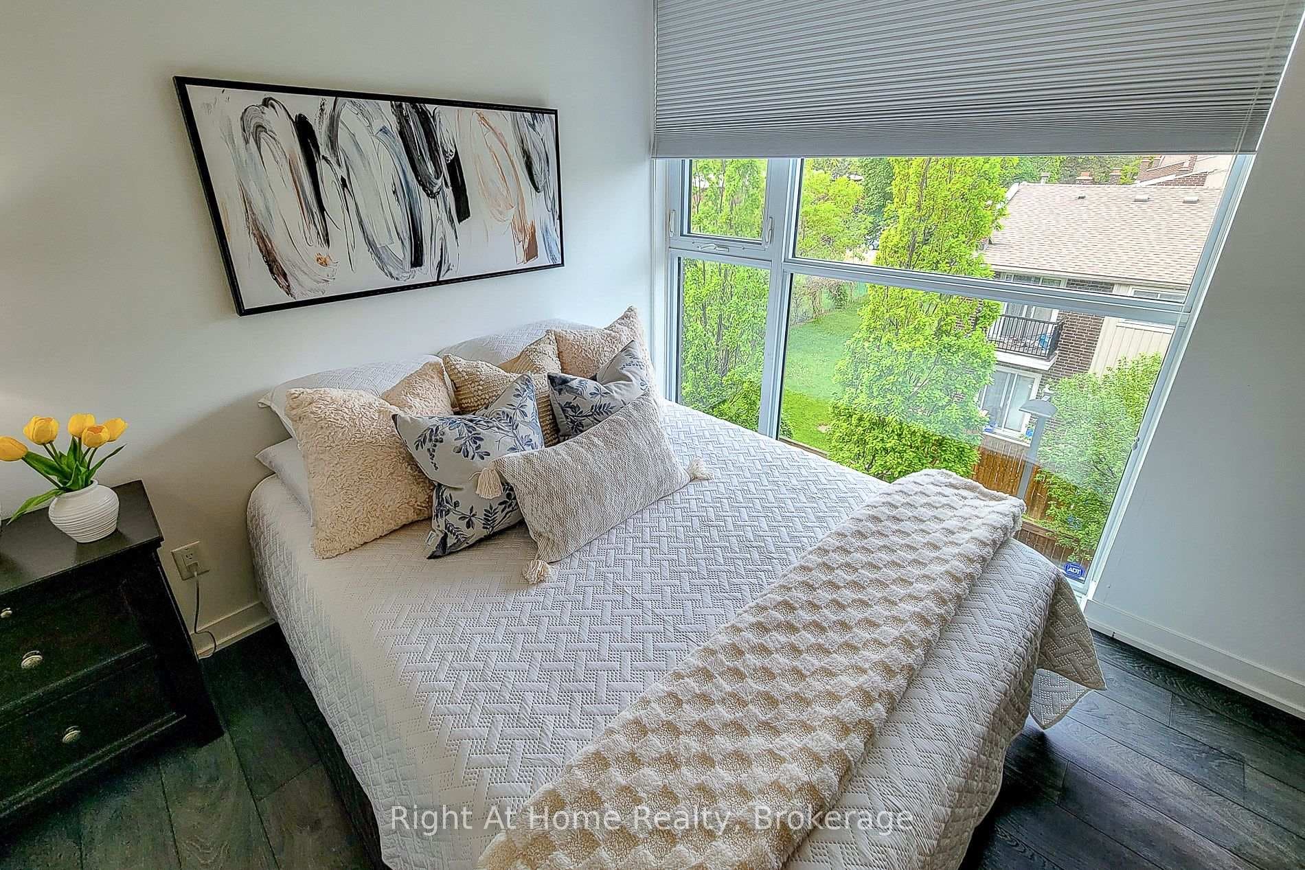 1284 Guelph Line Unit 318 - Condo photo 25 of 38 in Burlington, Ontario