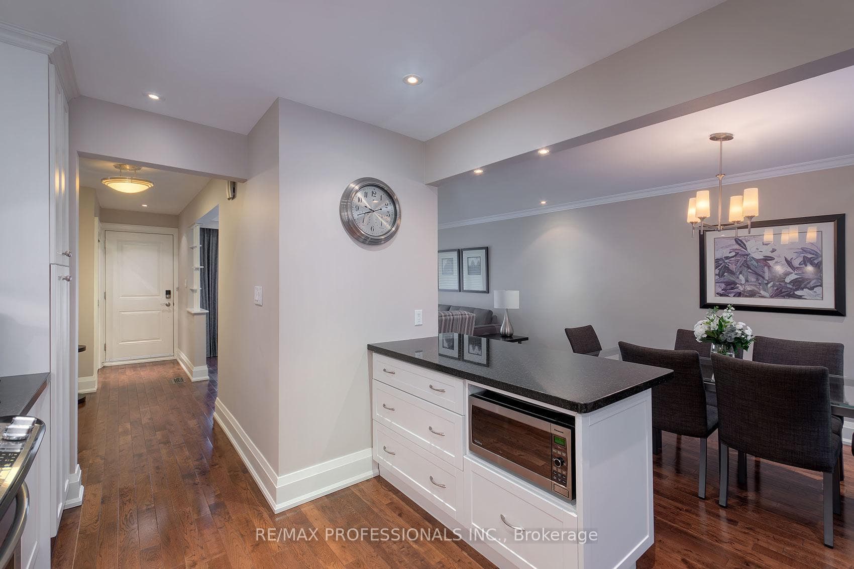 19 Boxwood Road - Detached photo 11 of 40 in Etobicoke (Islington / Rexdale), Ontario