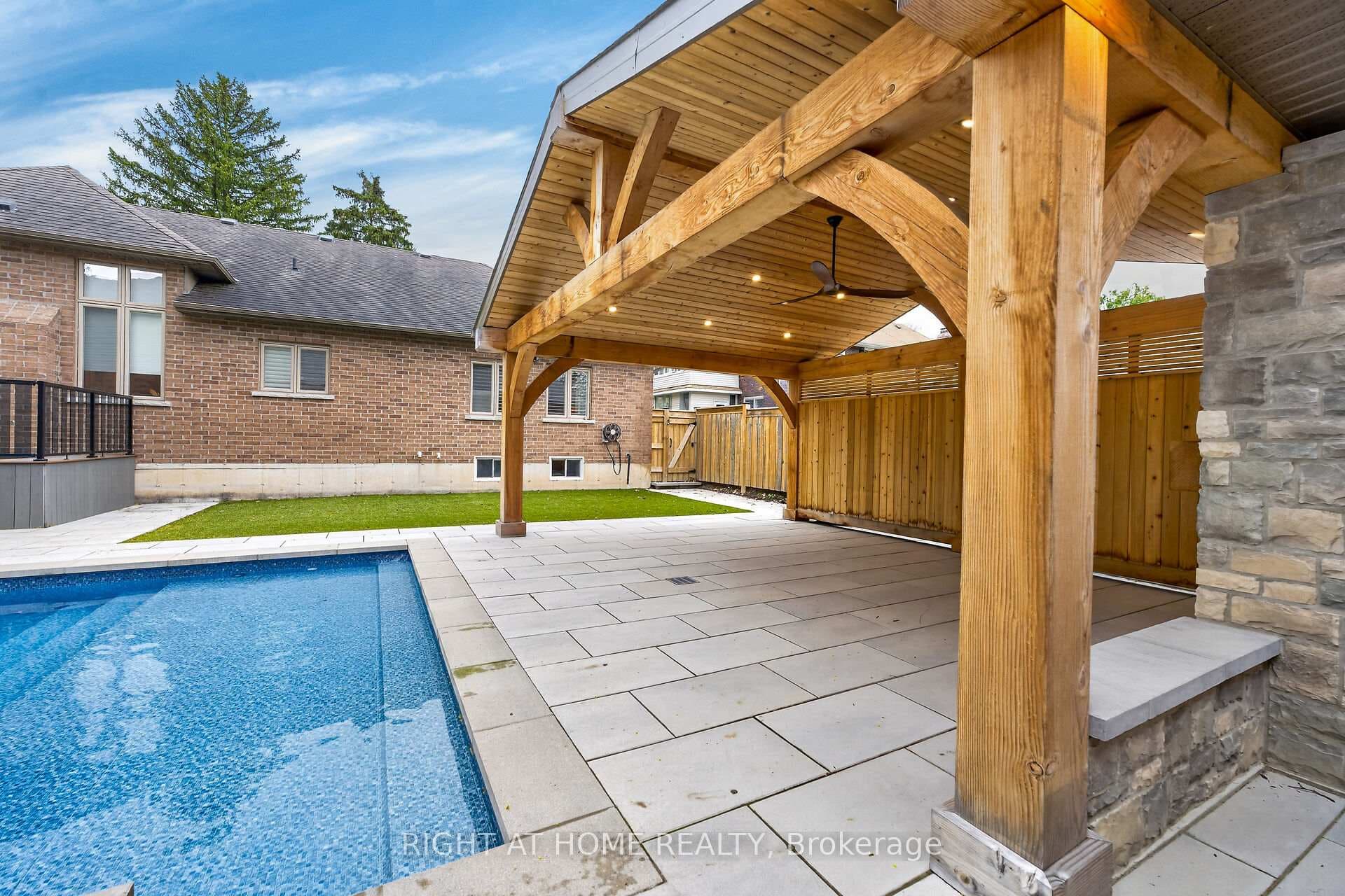 775 King Road - Detached photo 45 of 50 in Burlington, Ontario