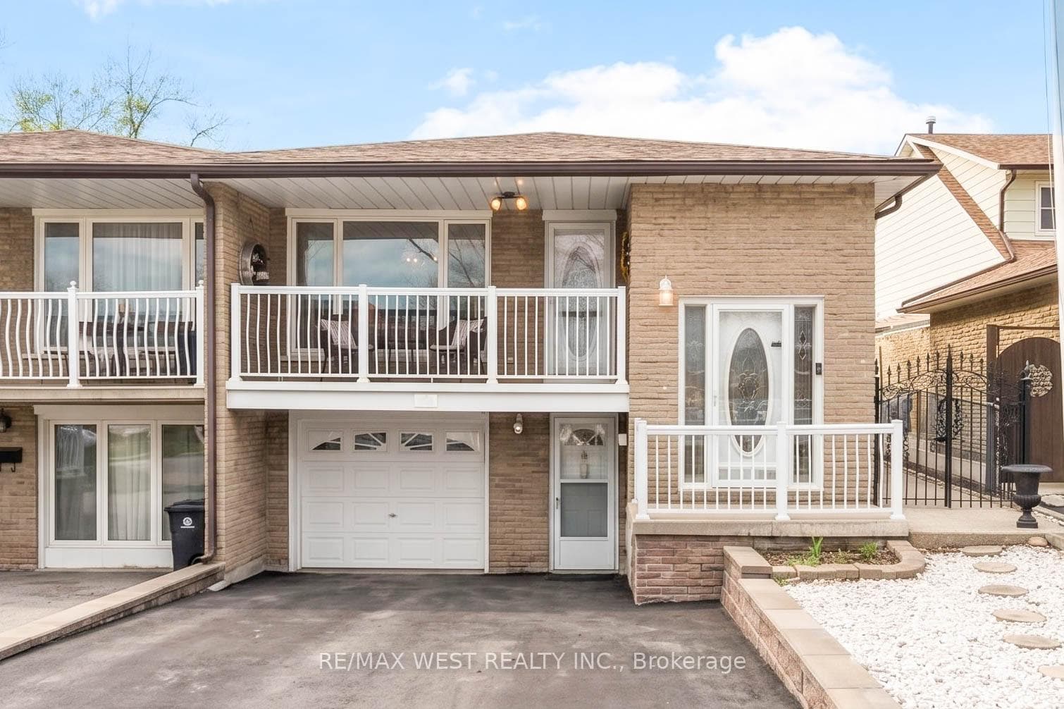 941 Stainton Drive - Semi-Detached for sale in Rathwood, Ontario