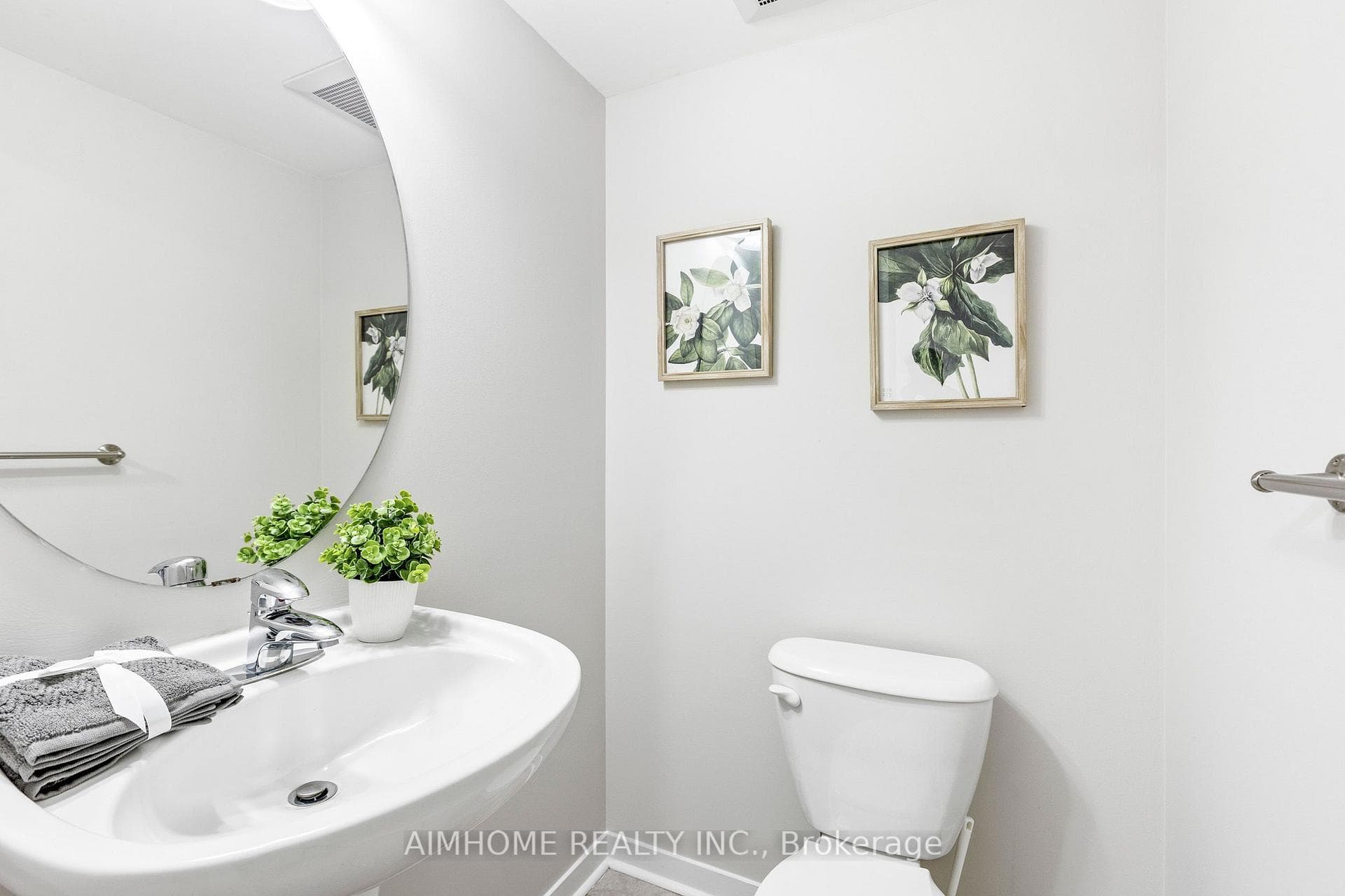 29 Frances Loring Lane Unit 6 - Condo photo 23 of 39 in Riverdale / Leslieville, Ontario