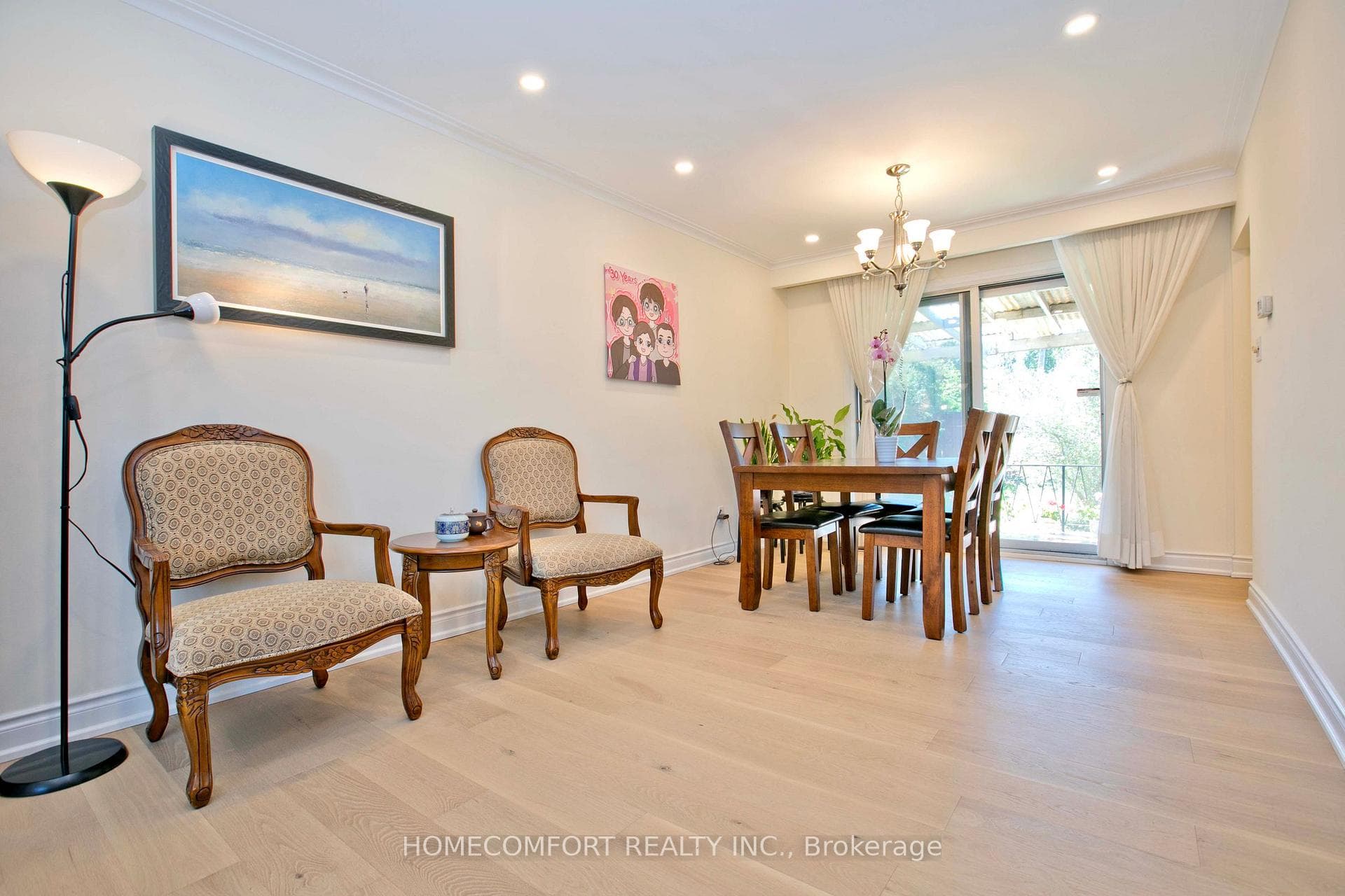 19 Oldborough Circle - Detached photo 6 of 37 in Hillcrest Village / Bayview Village, Ontario