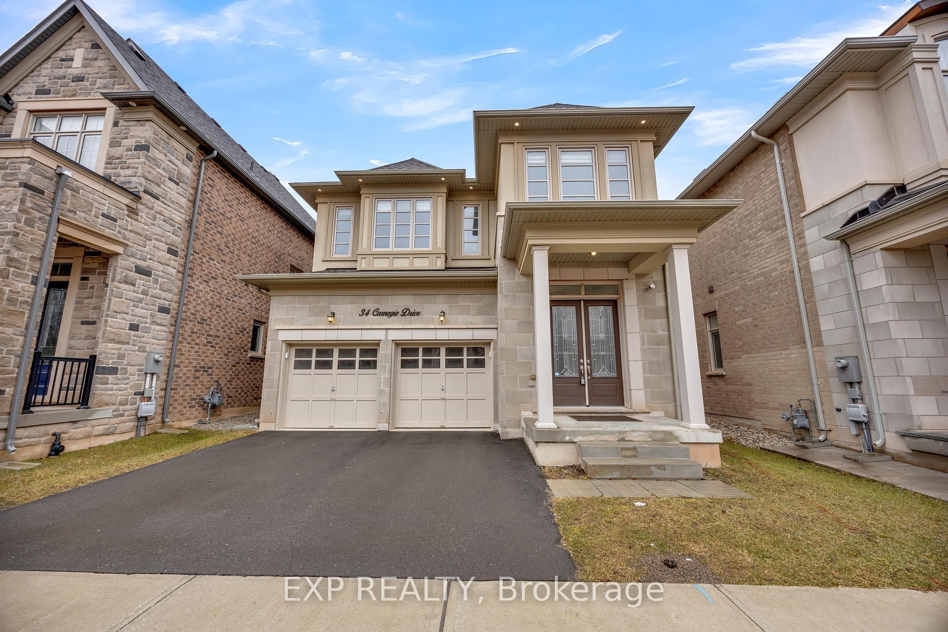 34 Carnegie Drive - Detached photo 2 of 42 in Oakville, Ontario