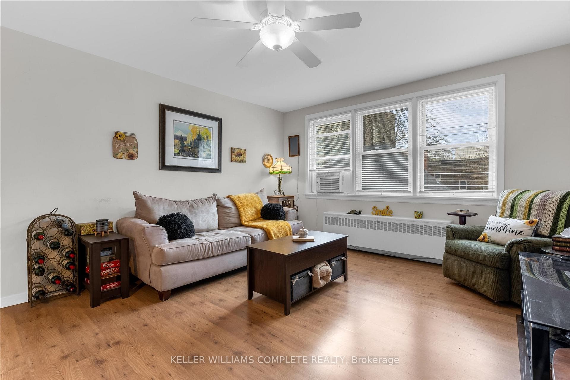 4 Robinson Street Unit 14 - Condo photo 2 of 17 in Hamilton, Ontario
