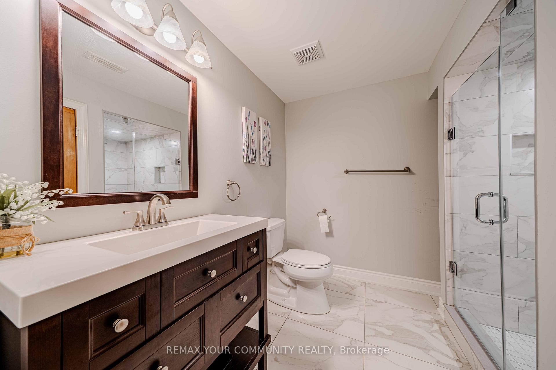 3447 Liptay Avenue - Detached photo 35 of 50 in Oakville, Ontario
