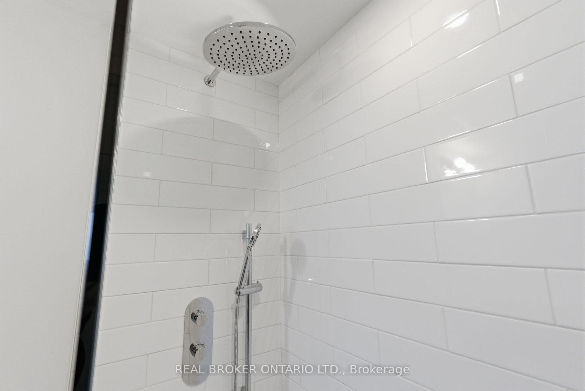 2 Manderley Drive Unit 912 - Condo photo 42 of 47 in Birch Cliff / Cliffside, Ontario