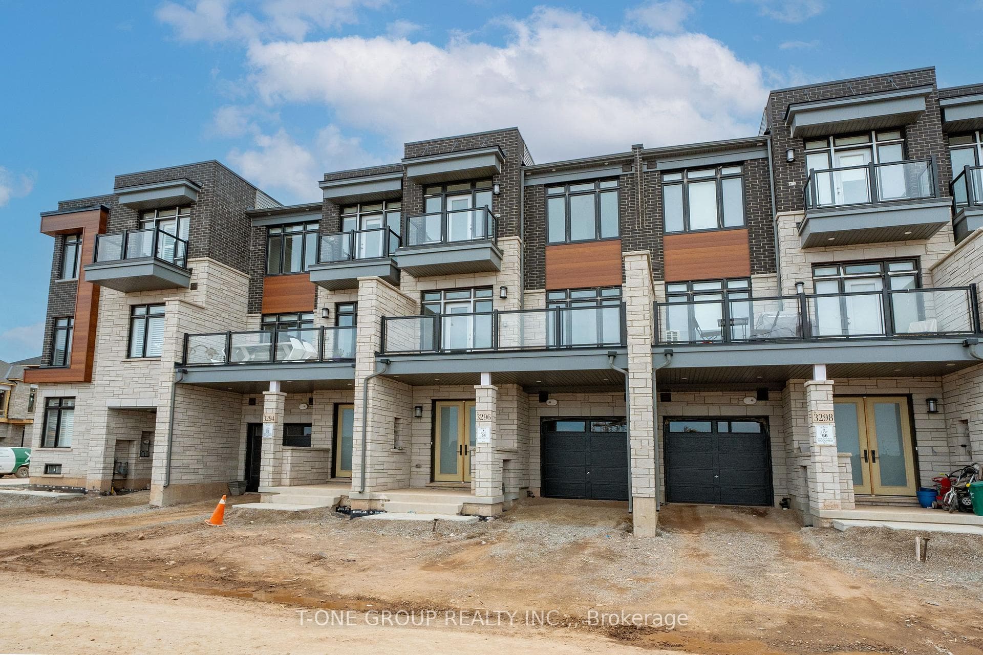 3296-Lot 54 Umar Avenue - Townhouse photo 2 of 38 in Oakville, Ontario