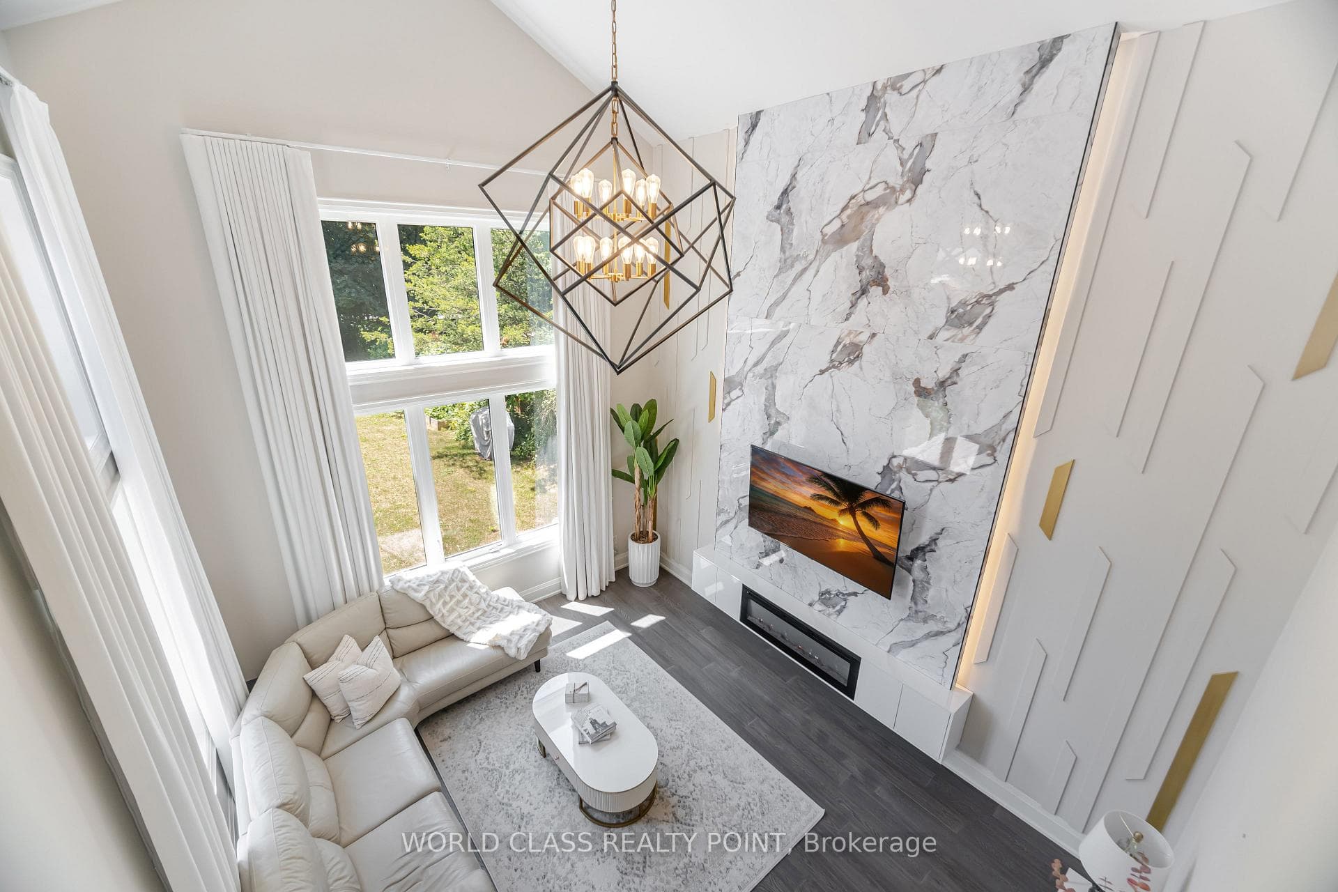 560 Woodview Road - Detached photo 16 of 39 in Burlington, Ontario