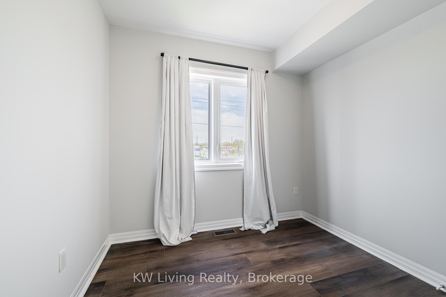 70 Plains Road Unit 18 - Condo photo 31 of 50 in Burlington, Ontario