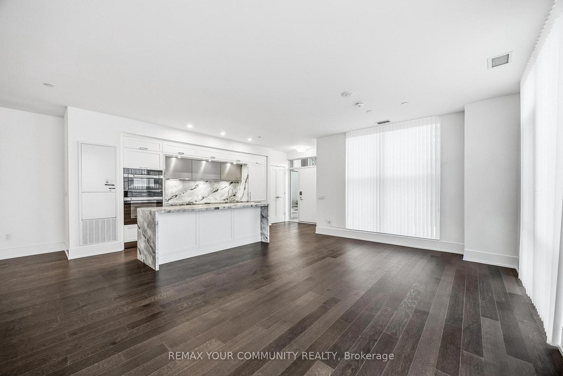 10 Inn On The Park Drive Unit 110 - Condo photo 13 of 38 in Don Mills / Parkwoods / Victoria Village, Ontario