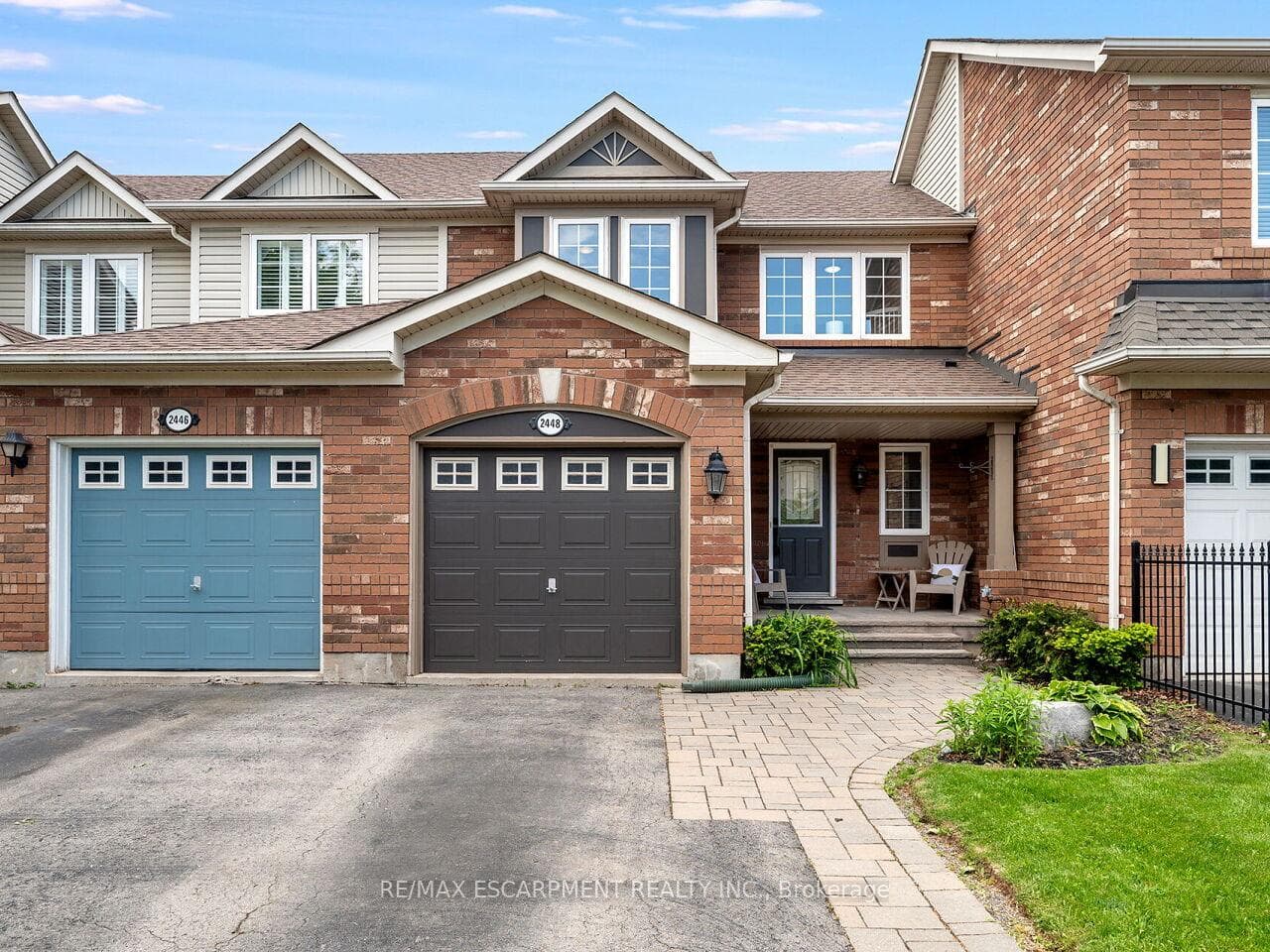 2448 Wooden Hill Circle - Townhouse photo 1 of 50 in Oakville, Ontario