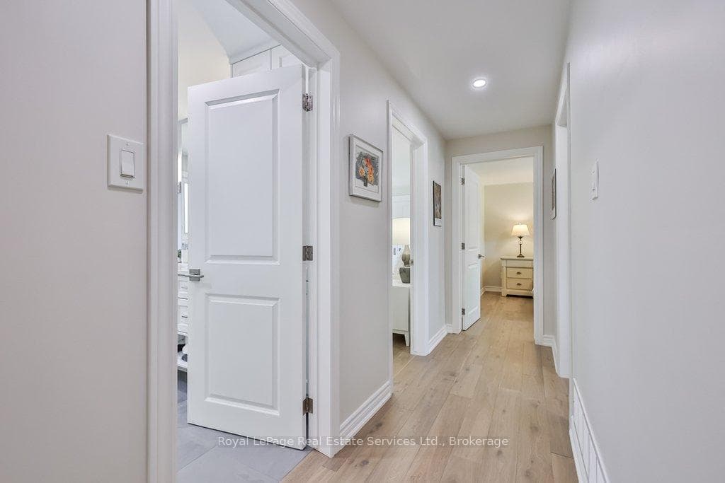 1528 Warland Road - Detached photo 26 of 50 in Oakville, Ontario