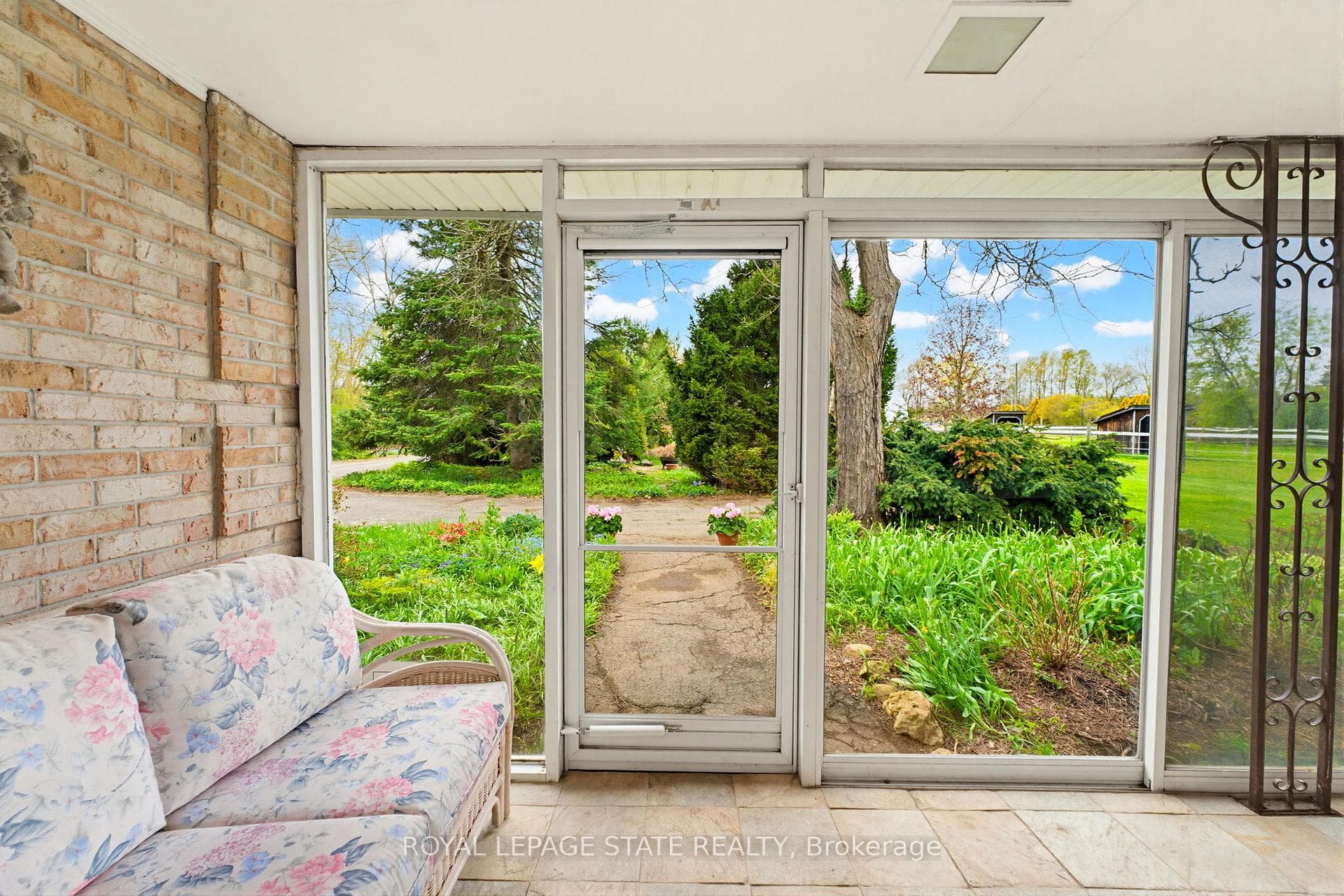 10 huisman Lane - Detached photo 7 of 50 in Hamilton, Ontario