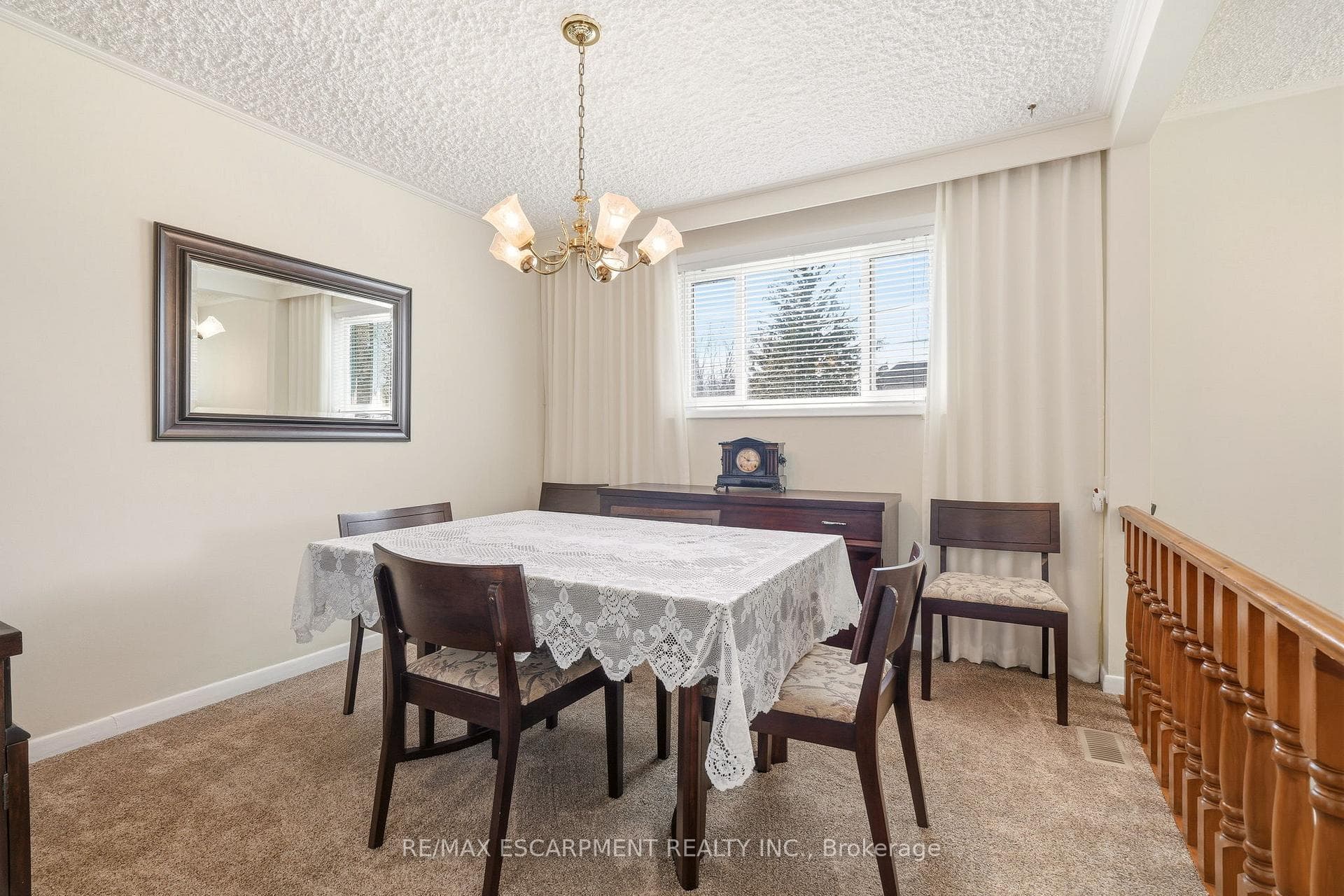 491 Warminster Drive - Detached photo 8 of 25 in Oakville, Ontario