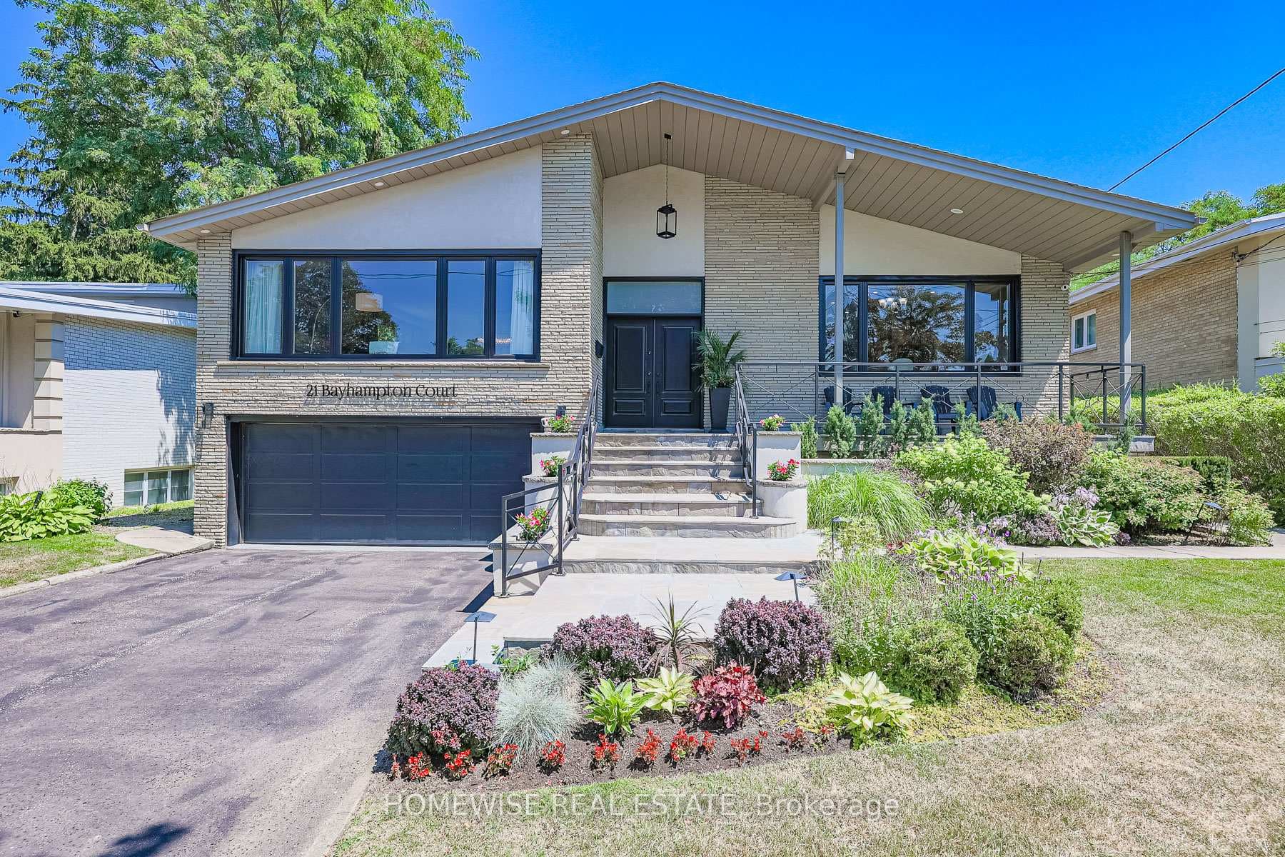 21 Bayhampton Court - Detached photo 1 of 38 in North York (Bathurst Manor / Clanton Park), Ontario