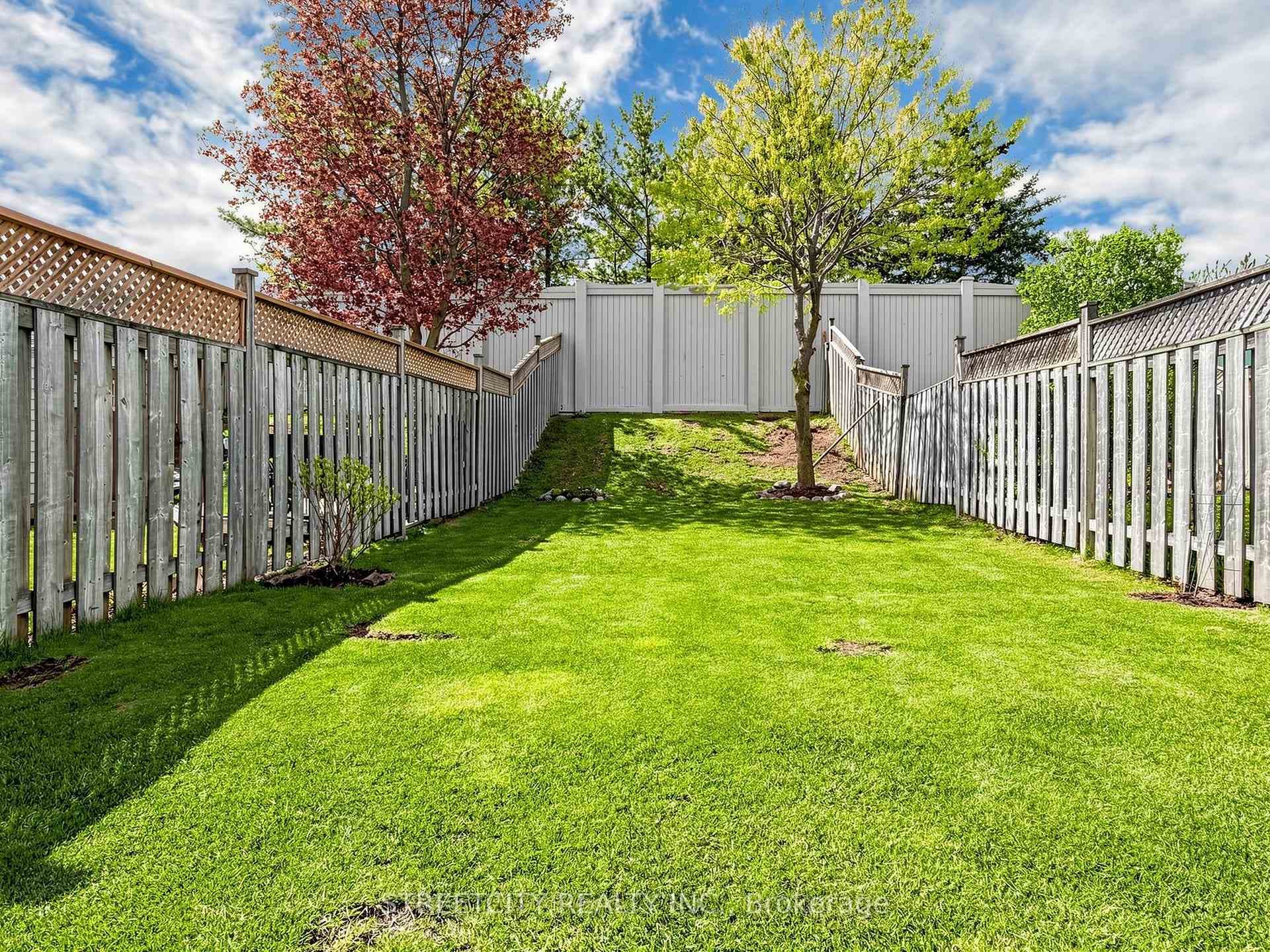 78 Waterbury Street - Townhouse photo 50 of 50 in Caledon, Ontario