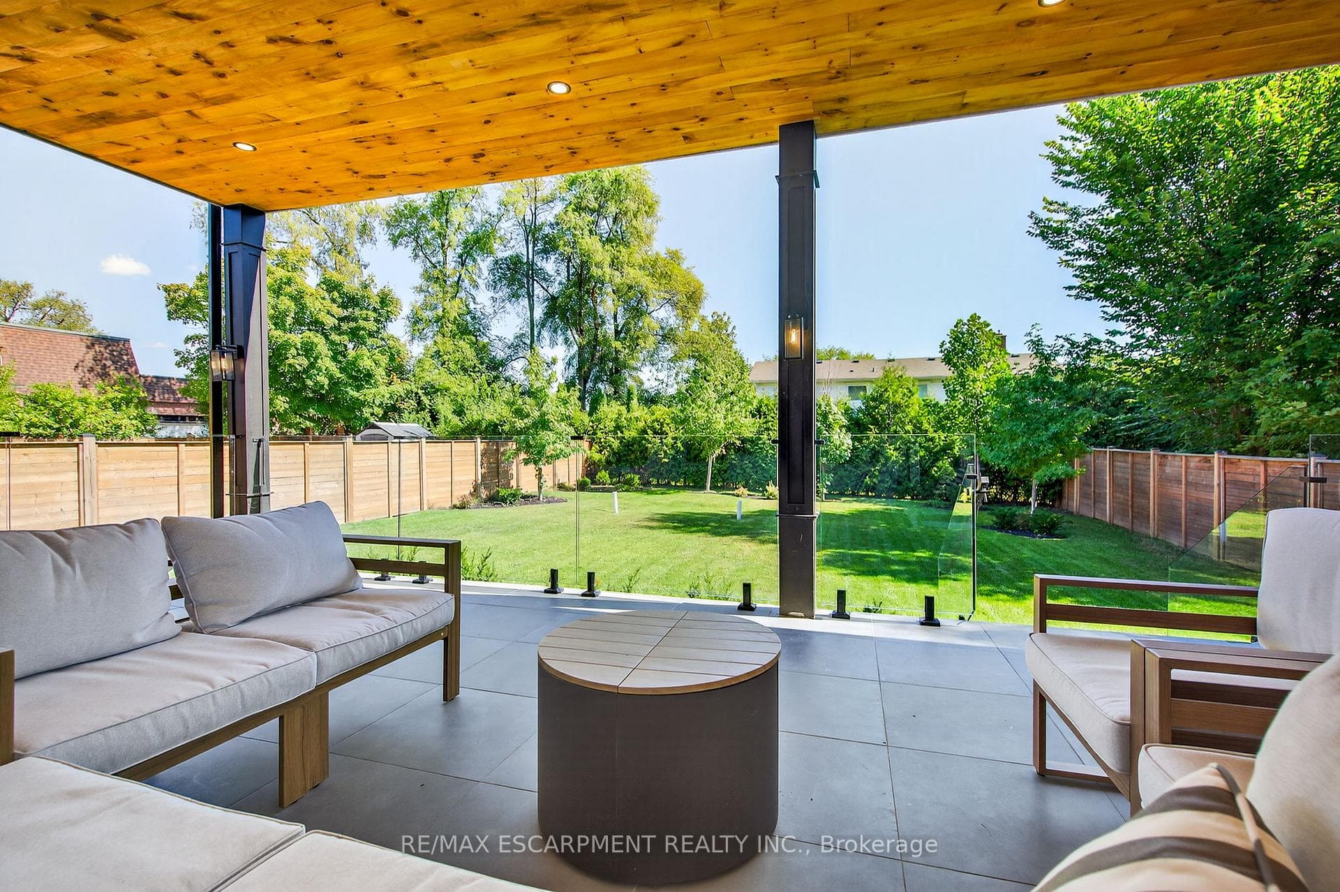 221 Morden Road - Detached photo 42 of 50 in Oakville, Ontario