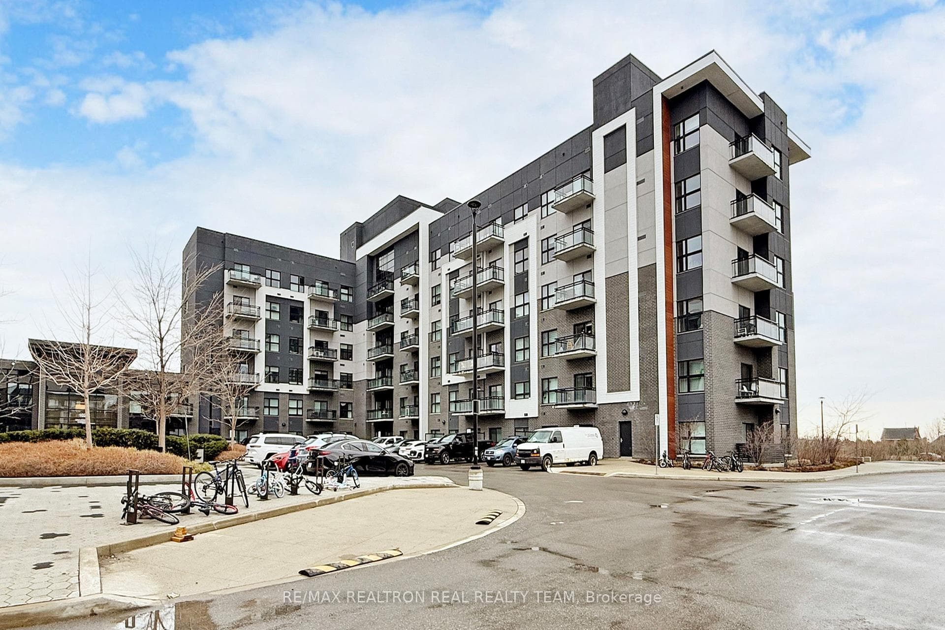 102 Grovewood Common Unit 334 - Condo for sale in Glen Abbey, Ontario