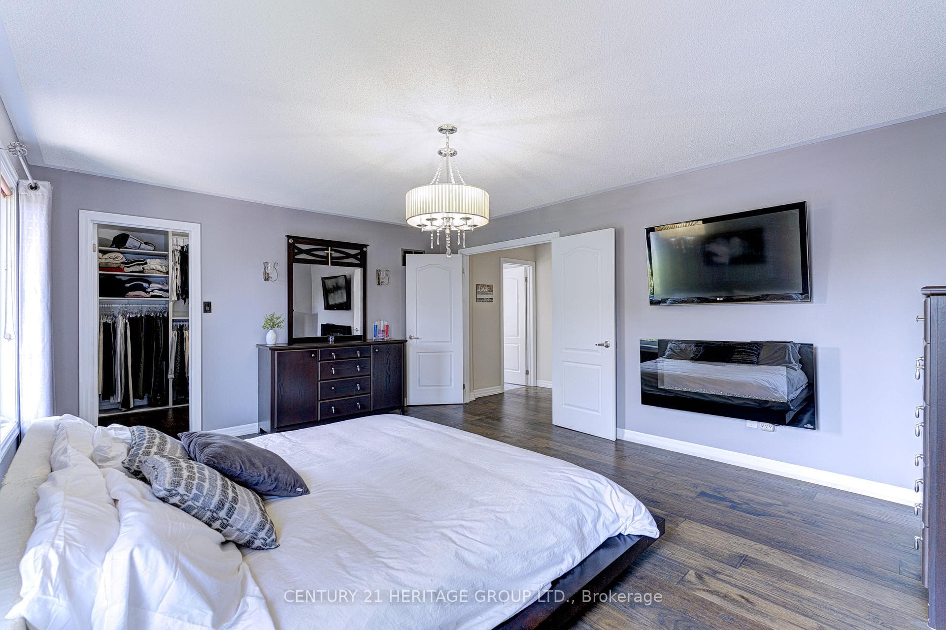 1406 Marshall Crescent - Detached photo 23 of 50 in Milton, Ontario