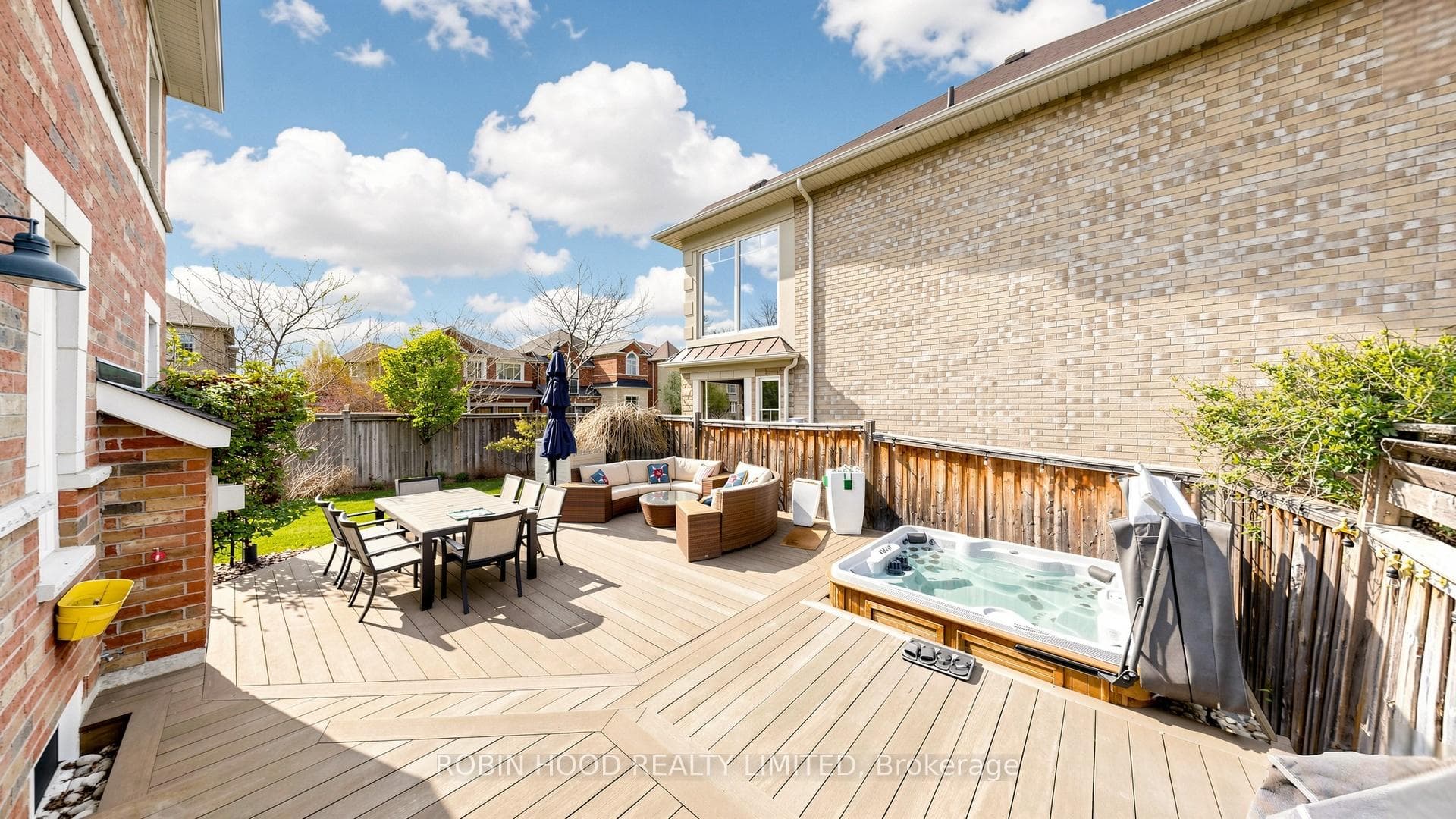 3307 Granite Gate - Detached photo 14 of 49 in Burlington, Ontario