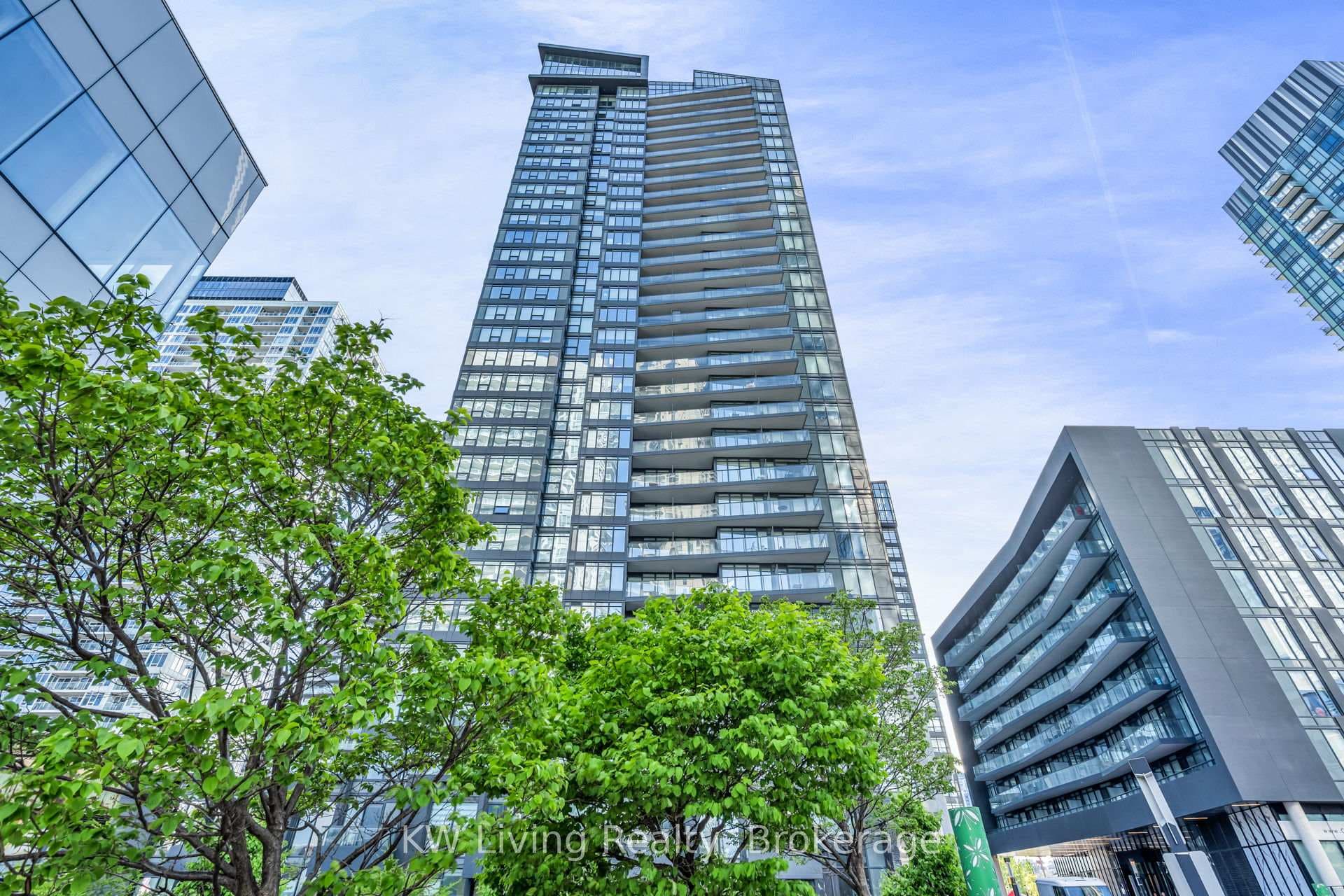 70 Queens Wharf Road Unit 1601 - Condo photo 2 of 37 in Downtown Toronto / Waterfront, Ontario