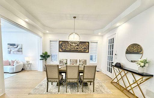 469 Threshing Mill Boulevard - Detached photo 5 of 45 in Oakville, Ontario