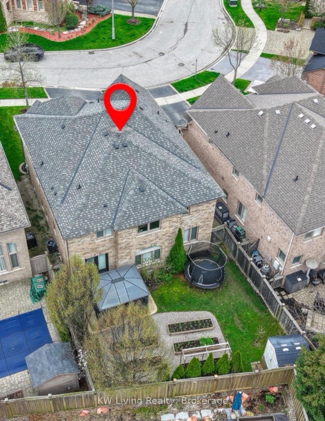 2327 Gladacres Lane - Detached photo 40 of 42 in Oakville, Ontario