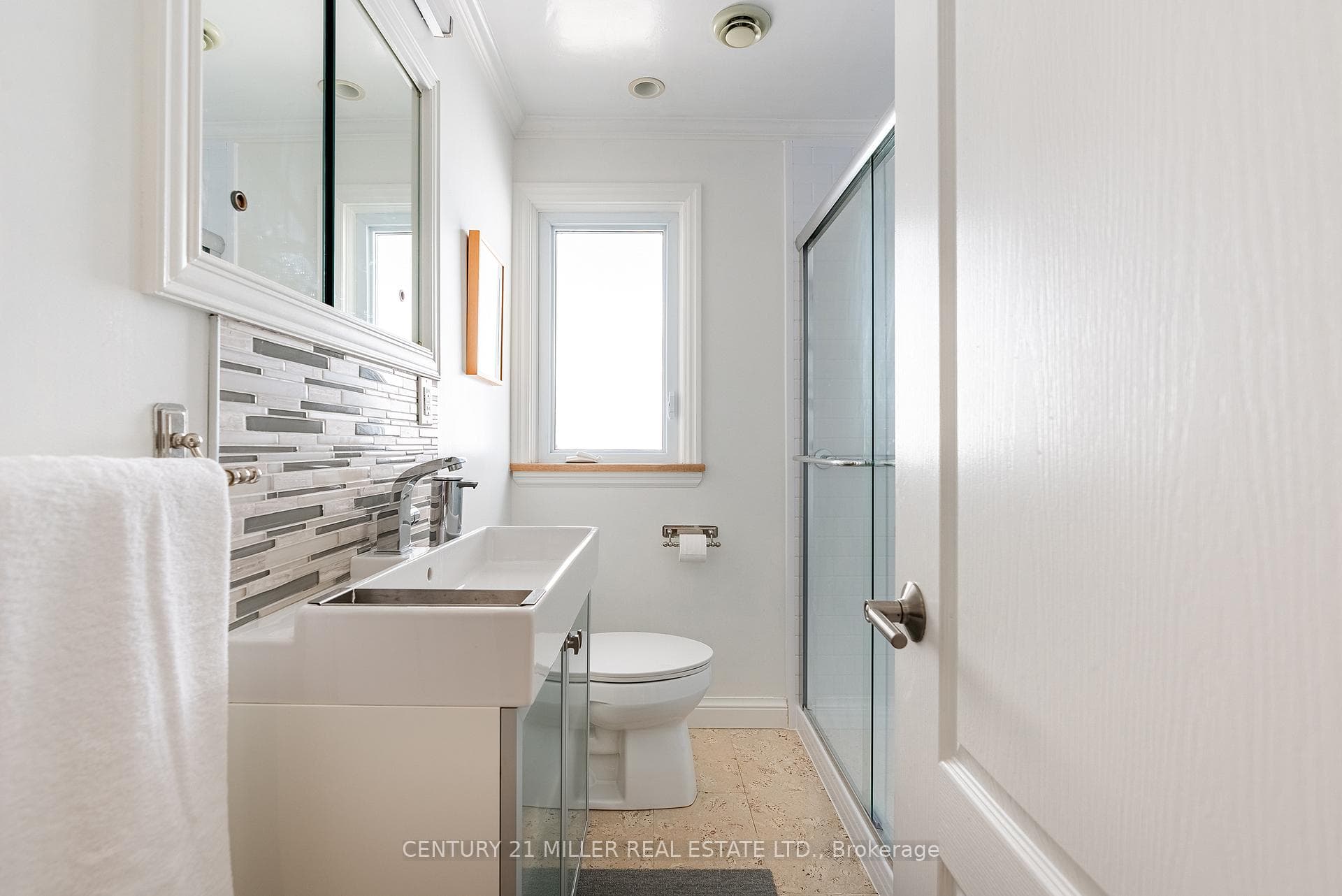 262 Oakwood Crescent - Detached photo 26 of 48 in Oakville, Ontario