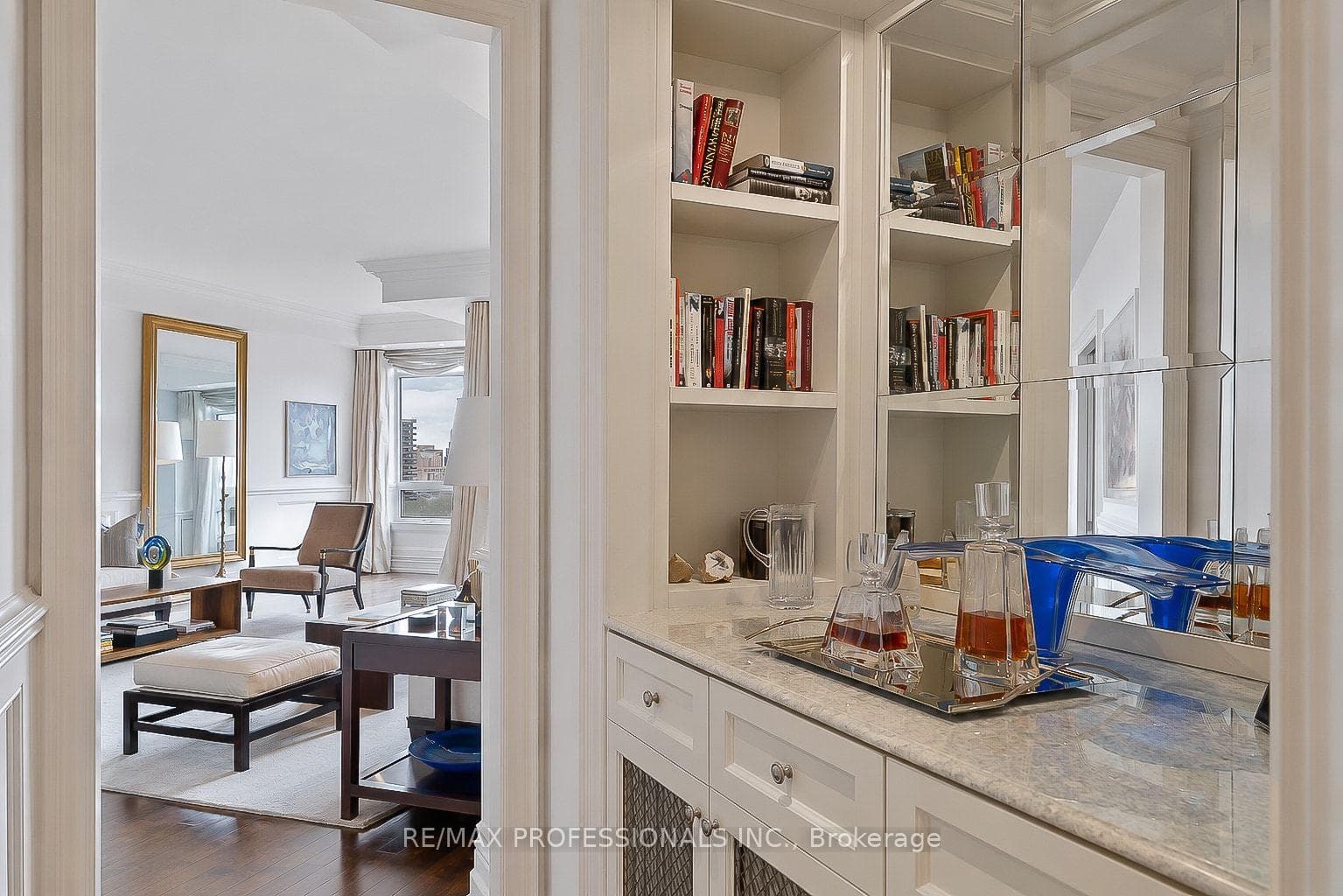99 Avenue Road Unit SUBPH3 - Condo photo 15 of 50 in Annex / Yorkville / Summerhill, Ontario