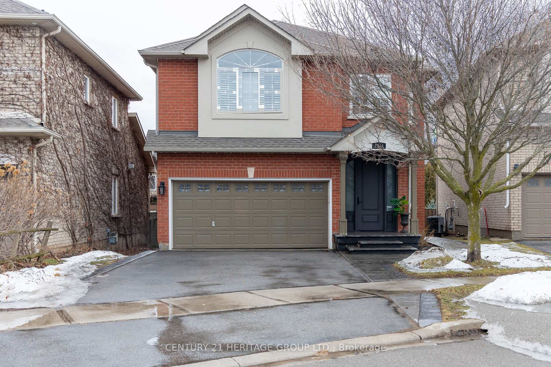 2434 Blue Holly Crescent - Detached for sale in Old Oakville, Ontario