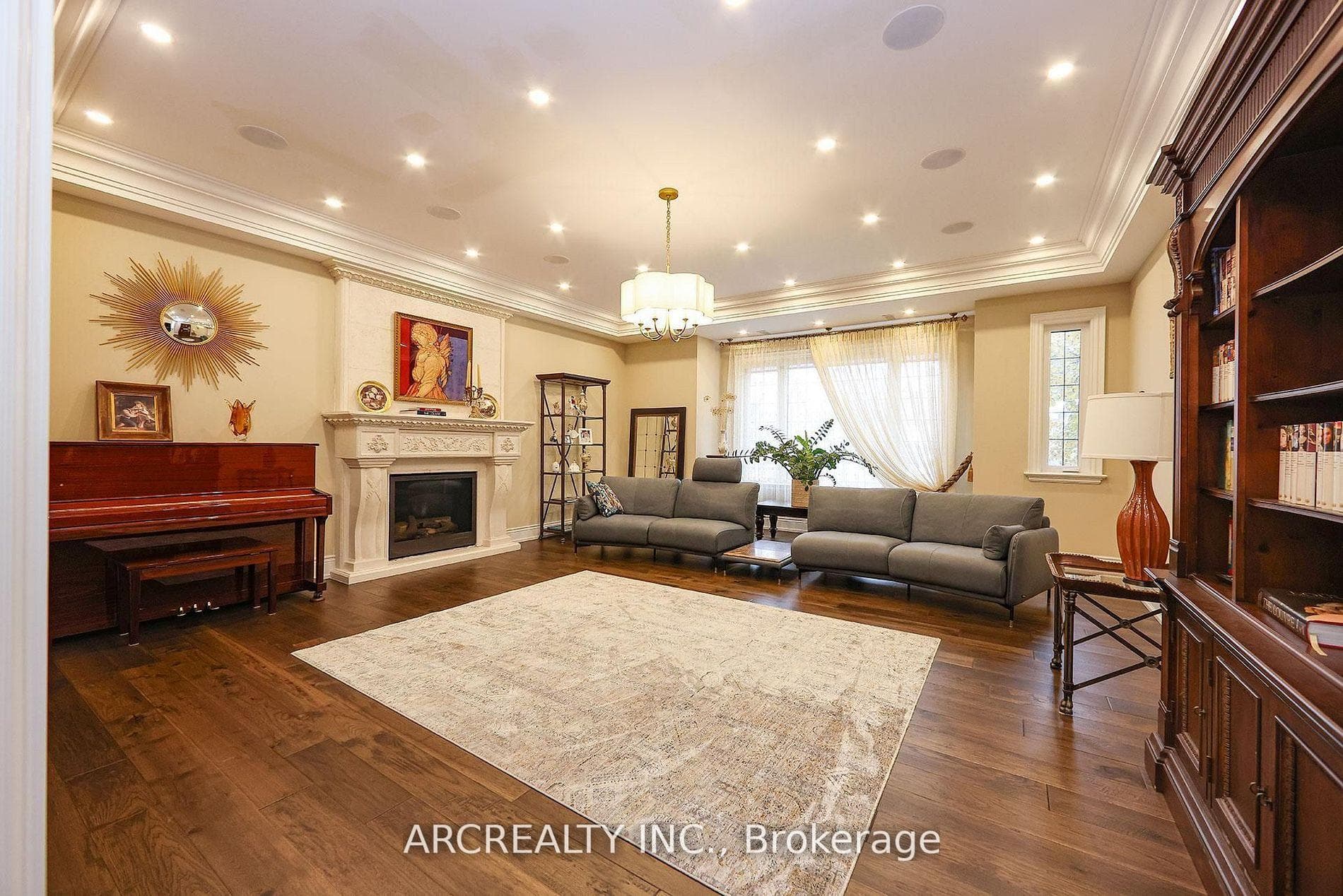 188 Alfred Avenue - Detached photo 9 of 49 in Willowdale / Newtonbrook, Ontario