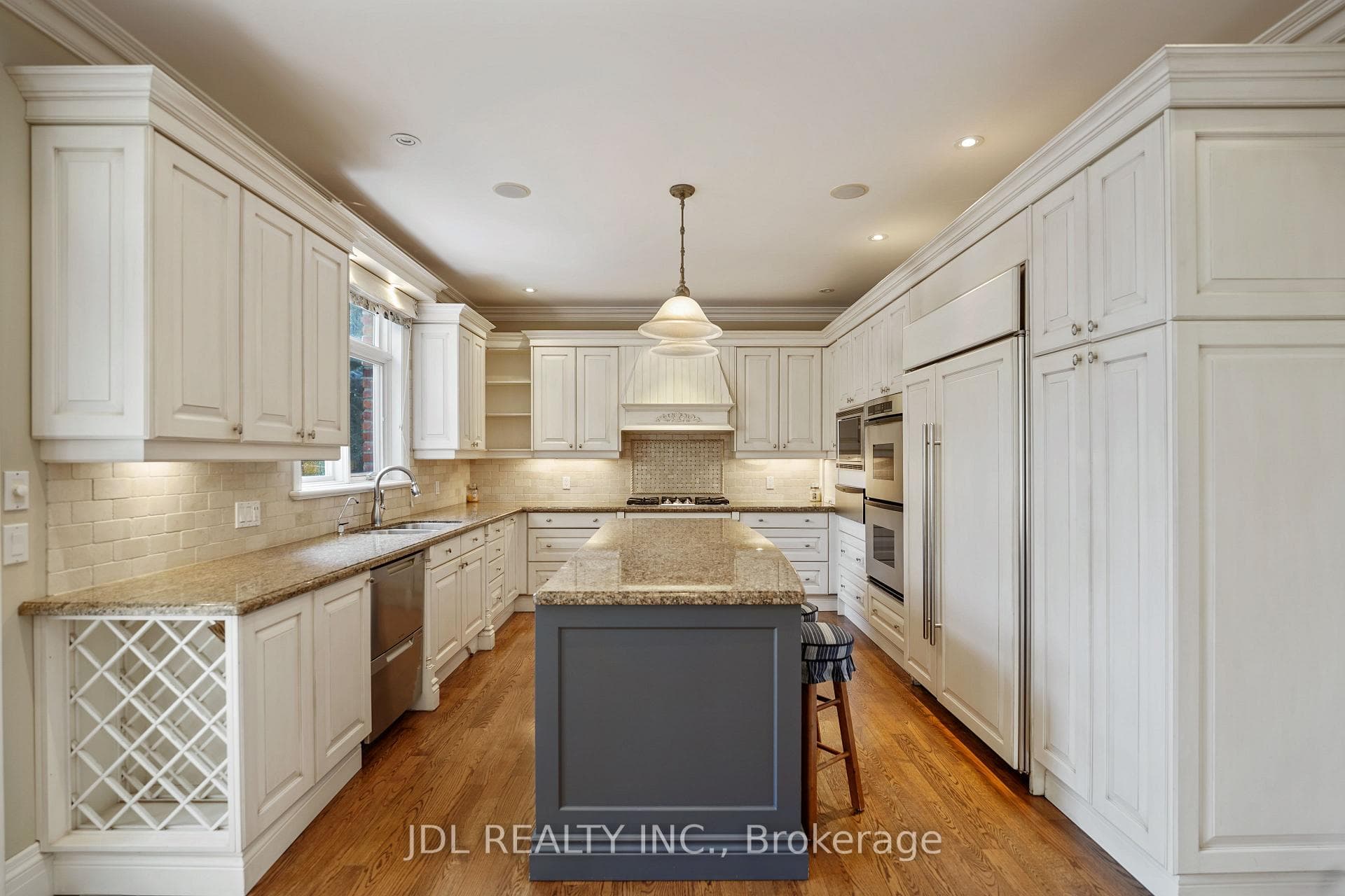 1283 Lindburgh Court - Detached photo 16 of 49 in Mississauga, Ontario