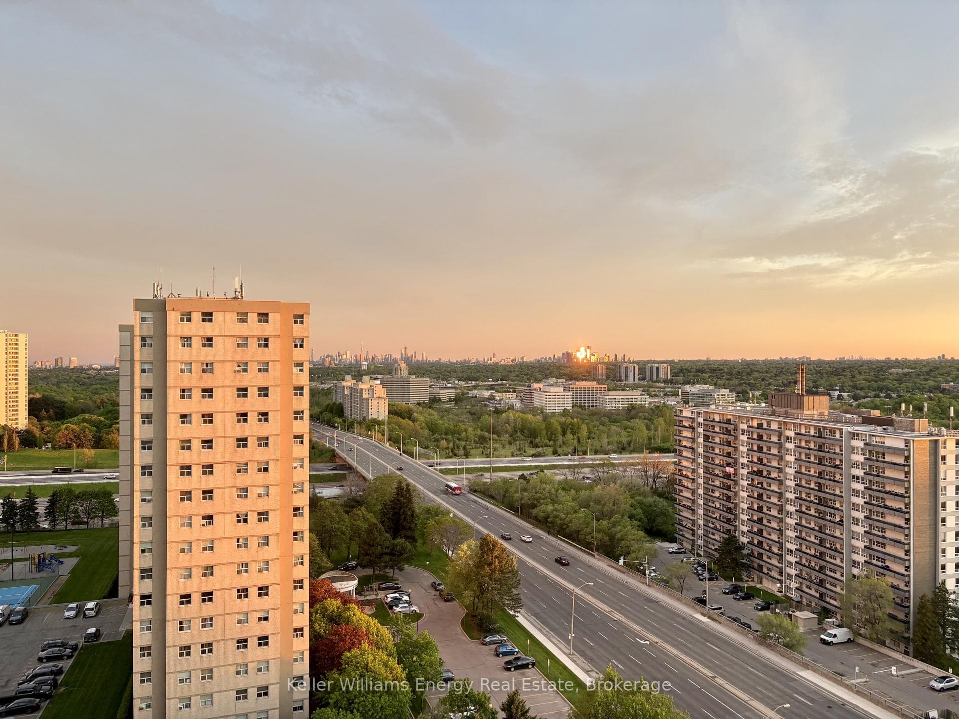 10 Parkway Forest Drive Unit 1603 - Condo photo 32 of 40 in Hillcrest Village / Bayview Village, Ontario