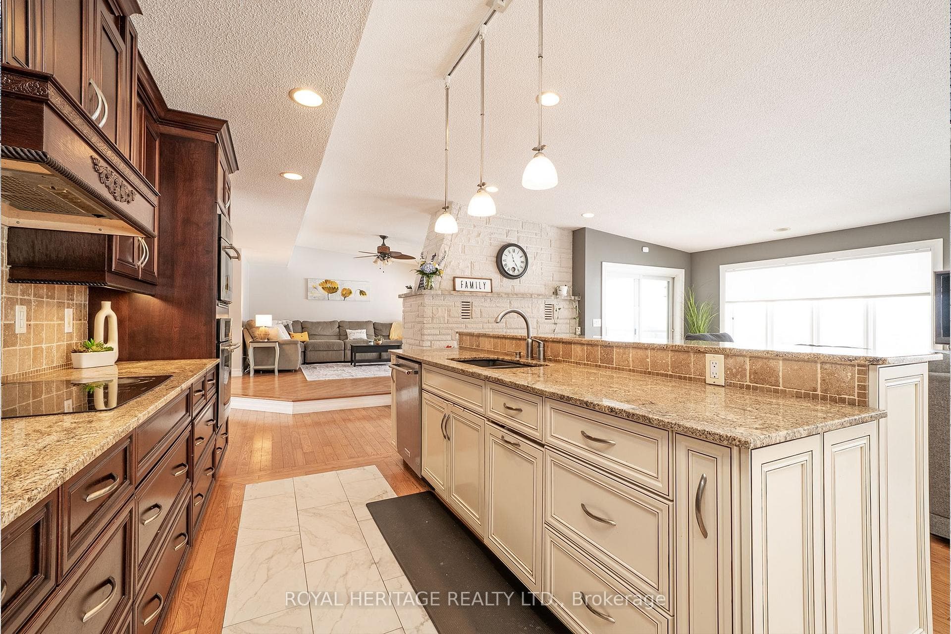 37 Forest Hill Drive - Detached photo 14 of 49 in Hamilton Township, Ontario